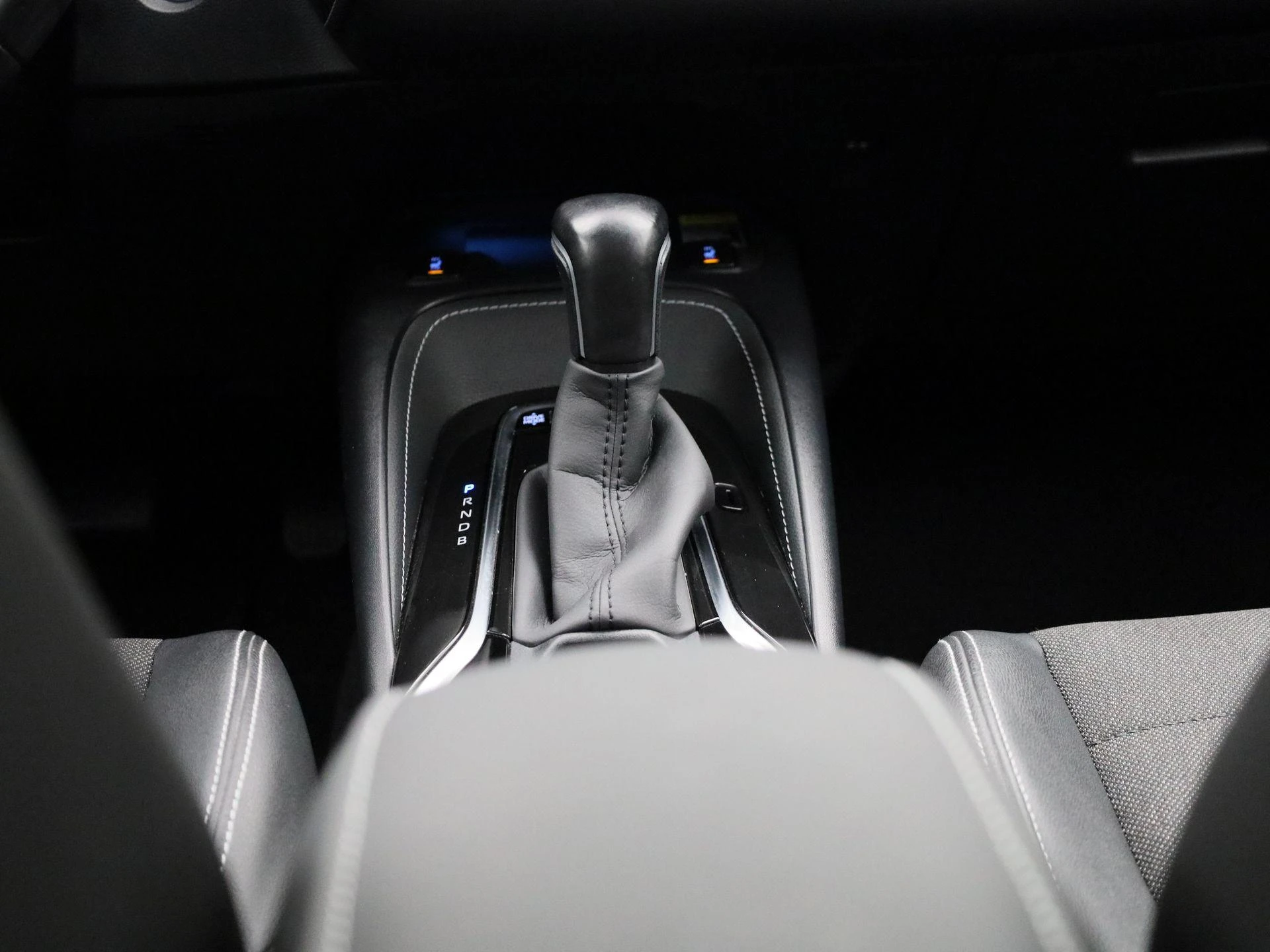Toyota-Corolla Touring Sports-image-9