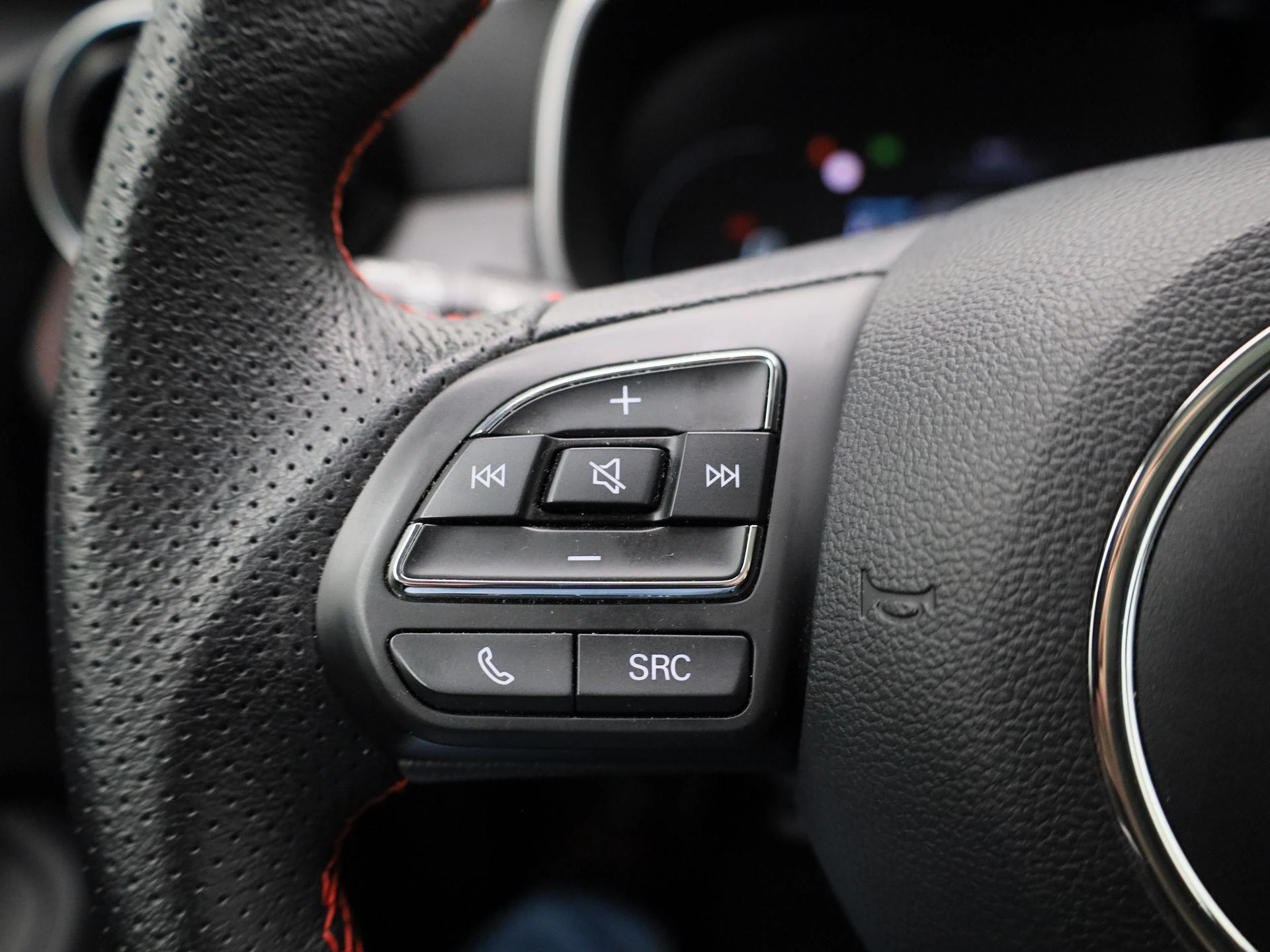MG ZS EV - 18