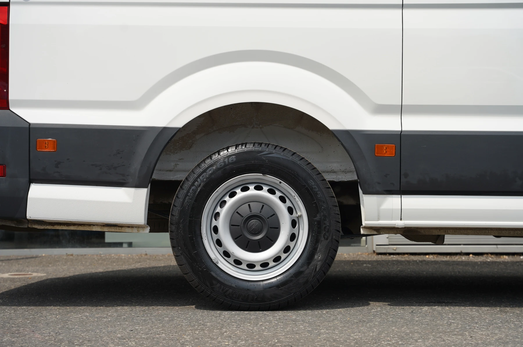 Volkswagen-Crafter-image-25