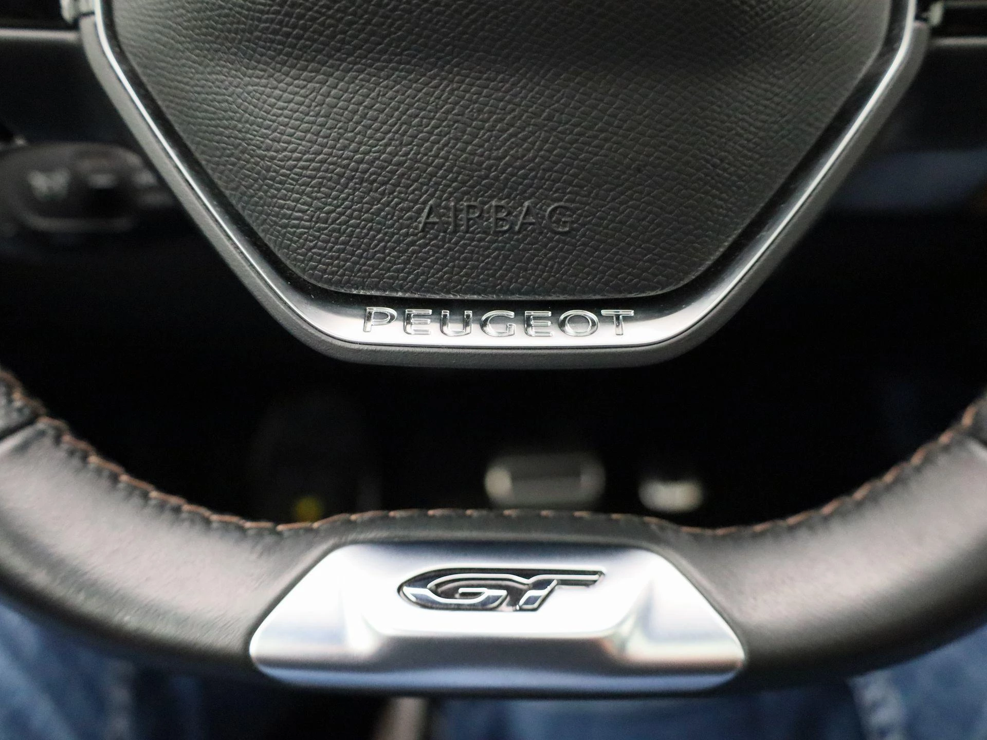 Peugeot-508-image-21