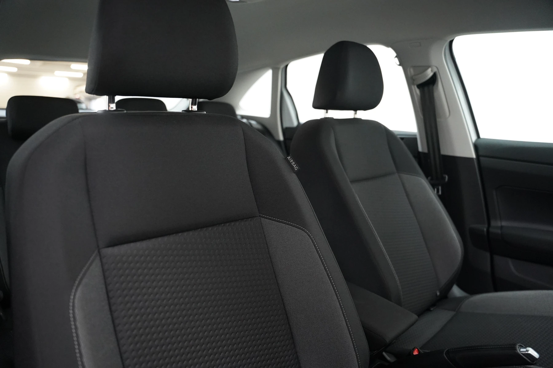 Volkswagen-Taigo-image-24