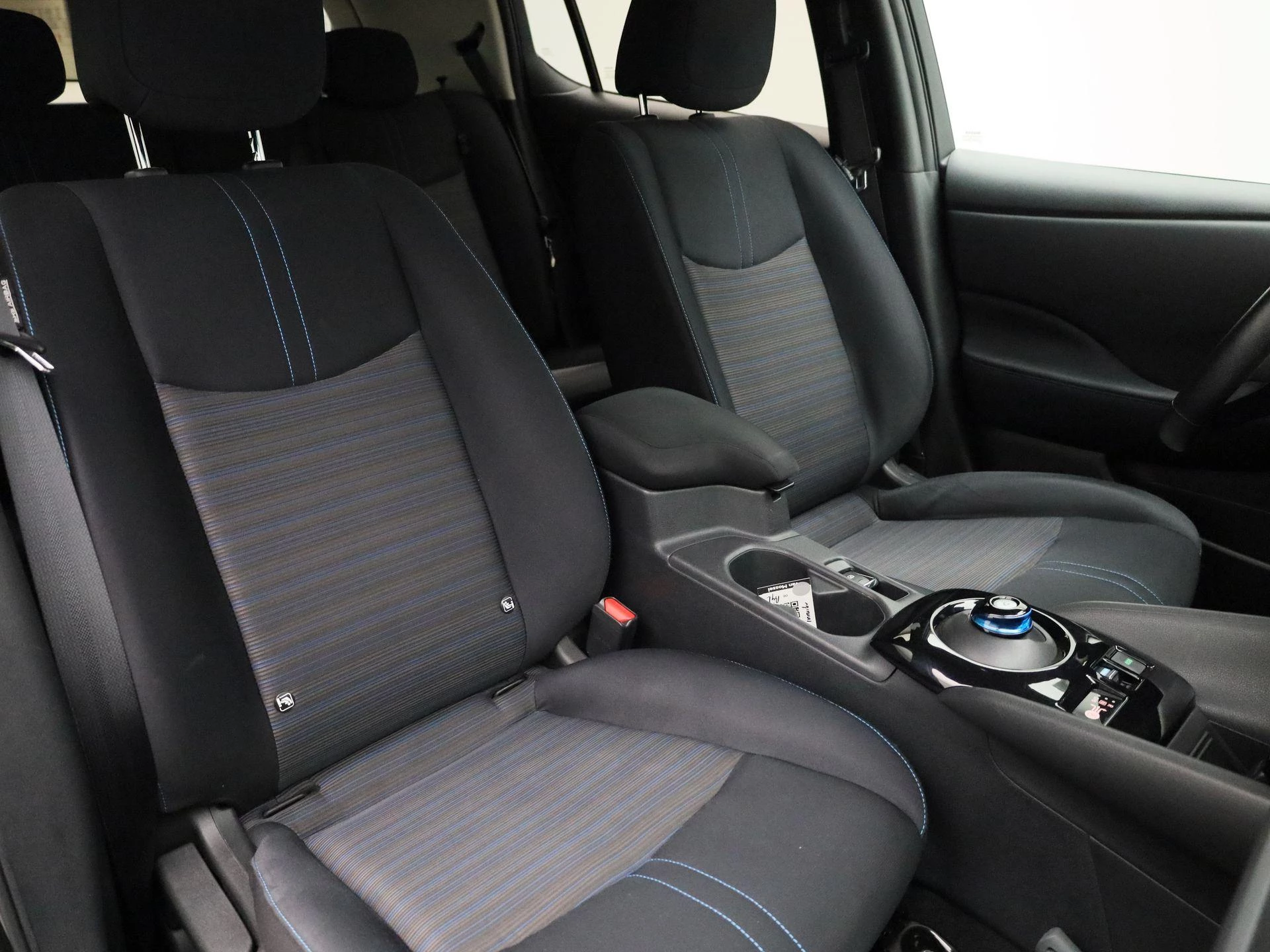Nissan-Leaf-image-38