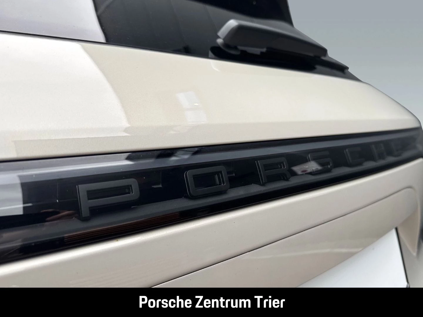 Porsche Cayenne E-Hybrid Clubleder Head-Up Soft-Close -