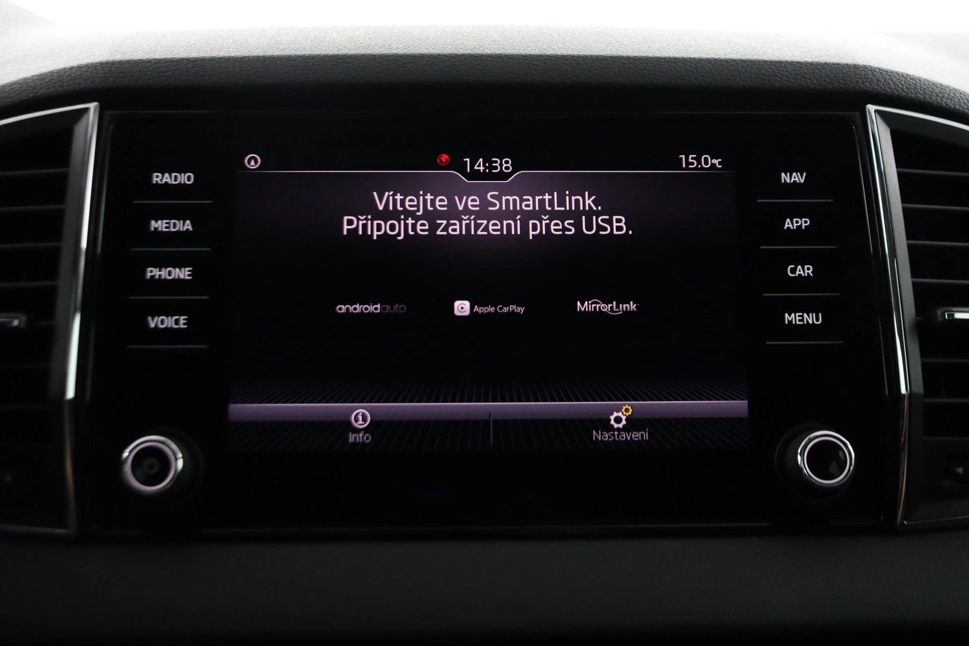 Škoda-Karoq-image-47