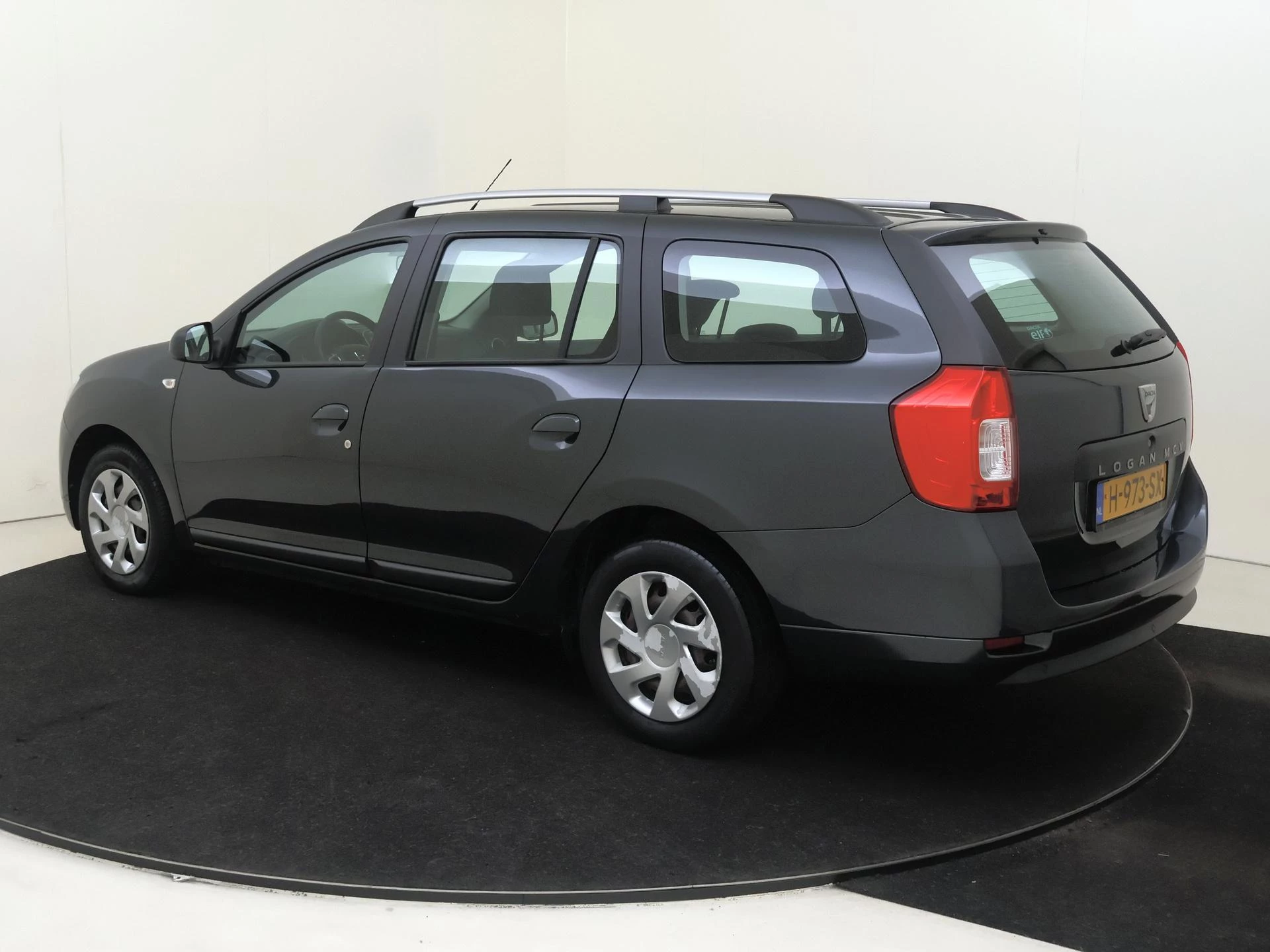 Dacia-Logan-image-6