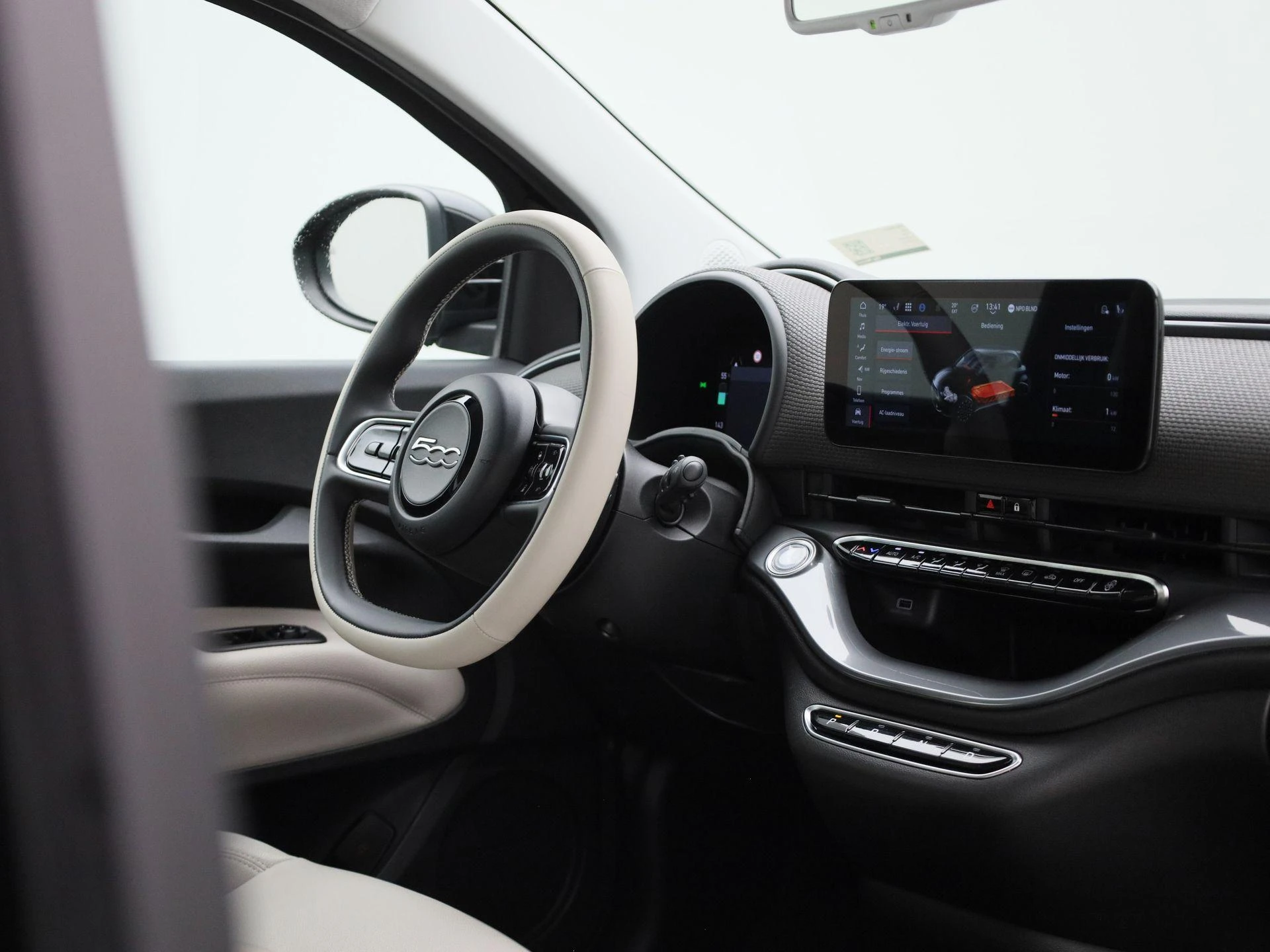 Fiat 500e - 32
