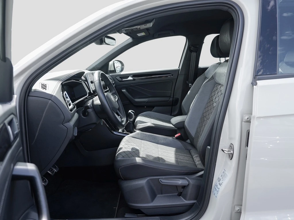 Volkswagen-T-Roc-image-17