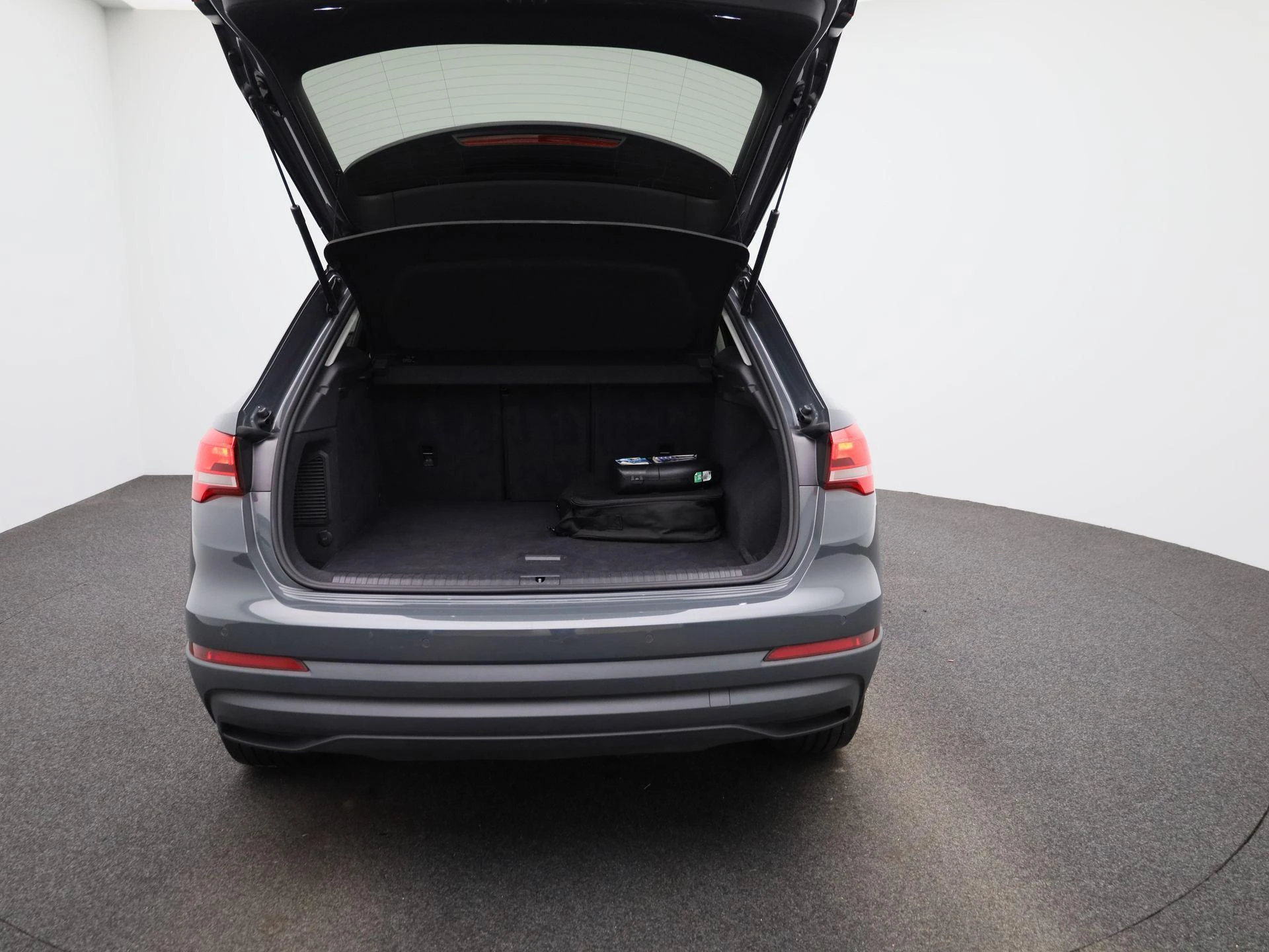 Audi-Q3-image-10