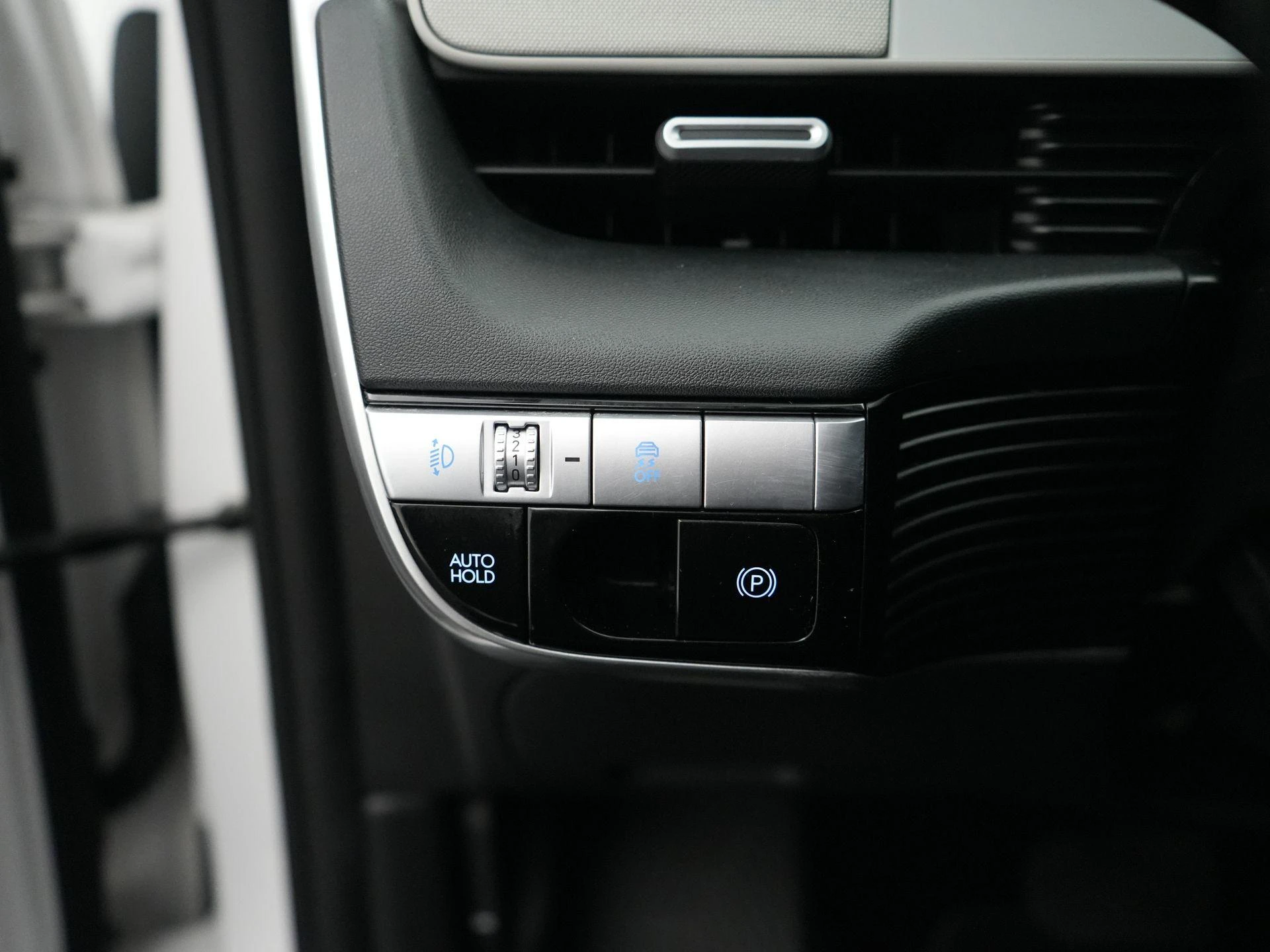 Hyundai-IONIQ 5-image-17