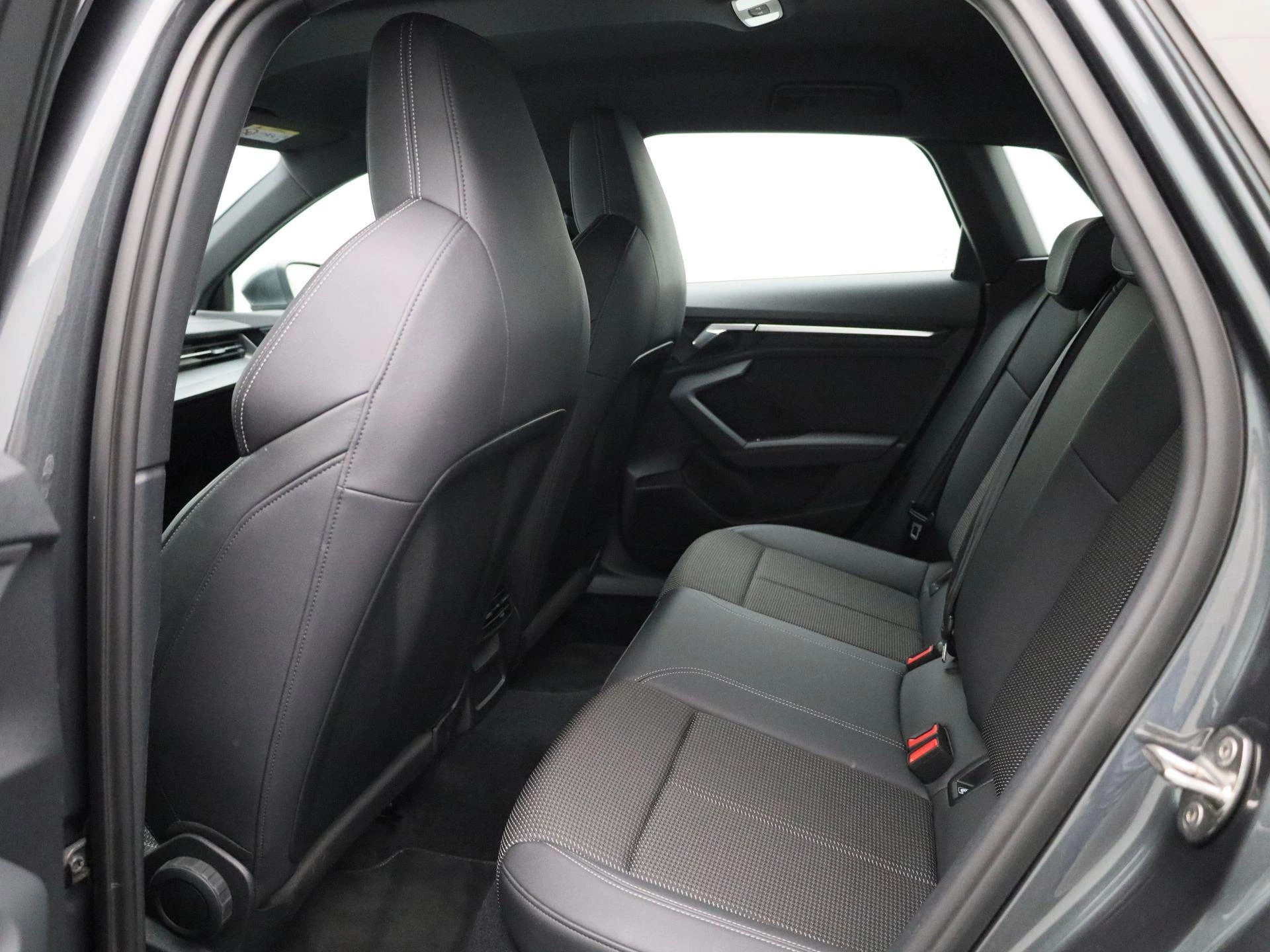 Audi A3 Sportback 30 TFSI S edition 110 PK