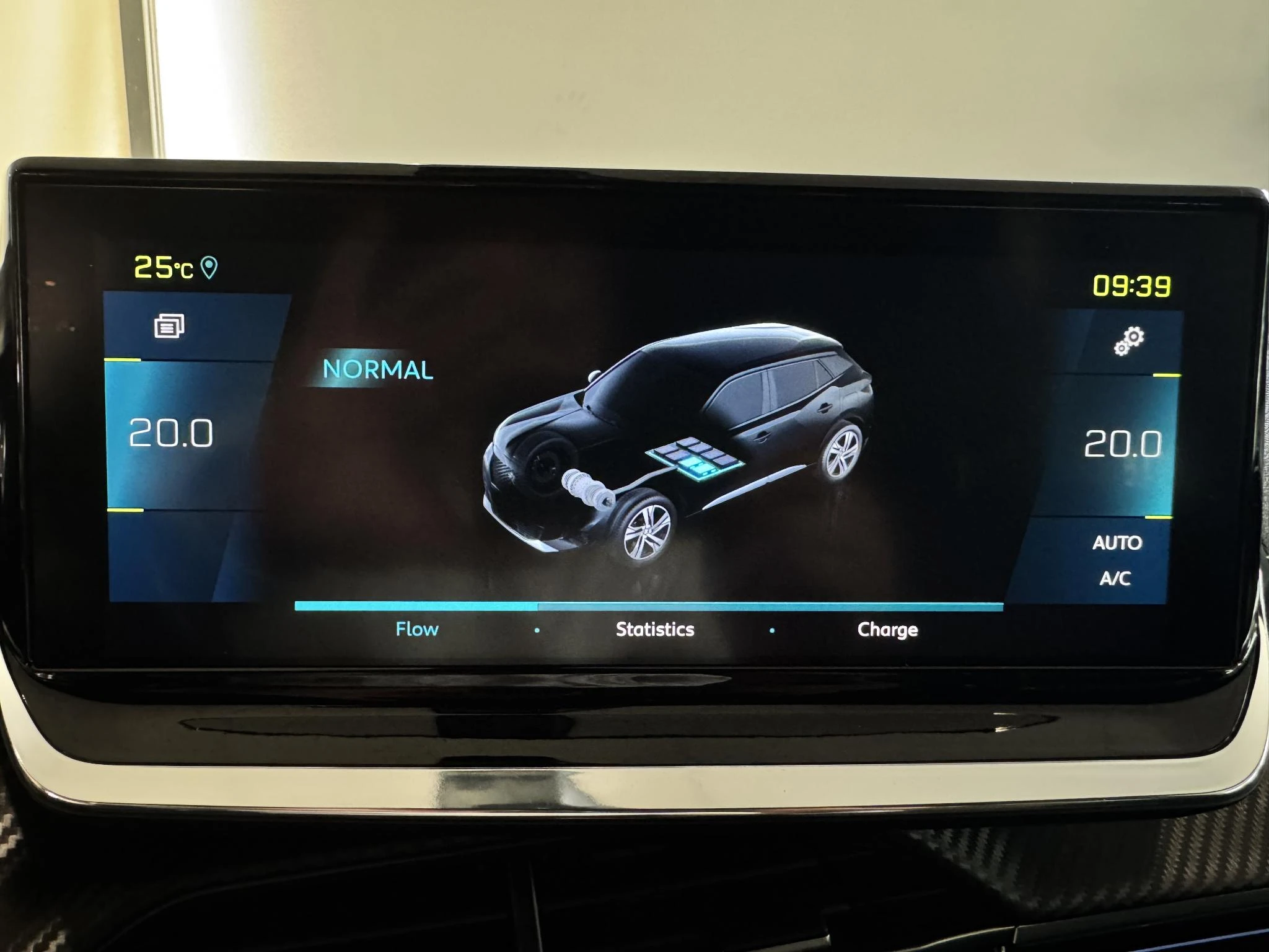 Peugeot-e-2008-image-37