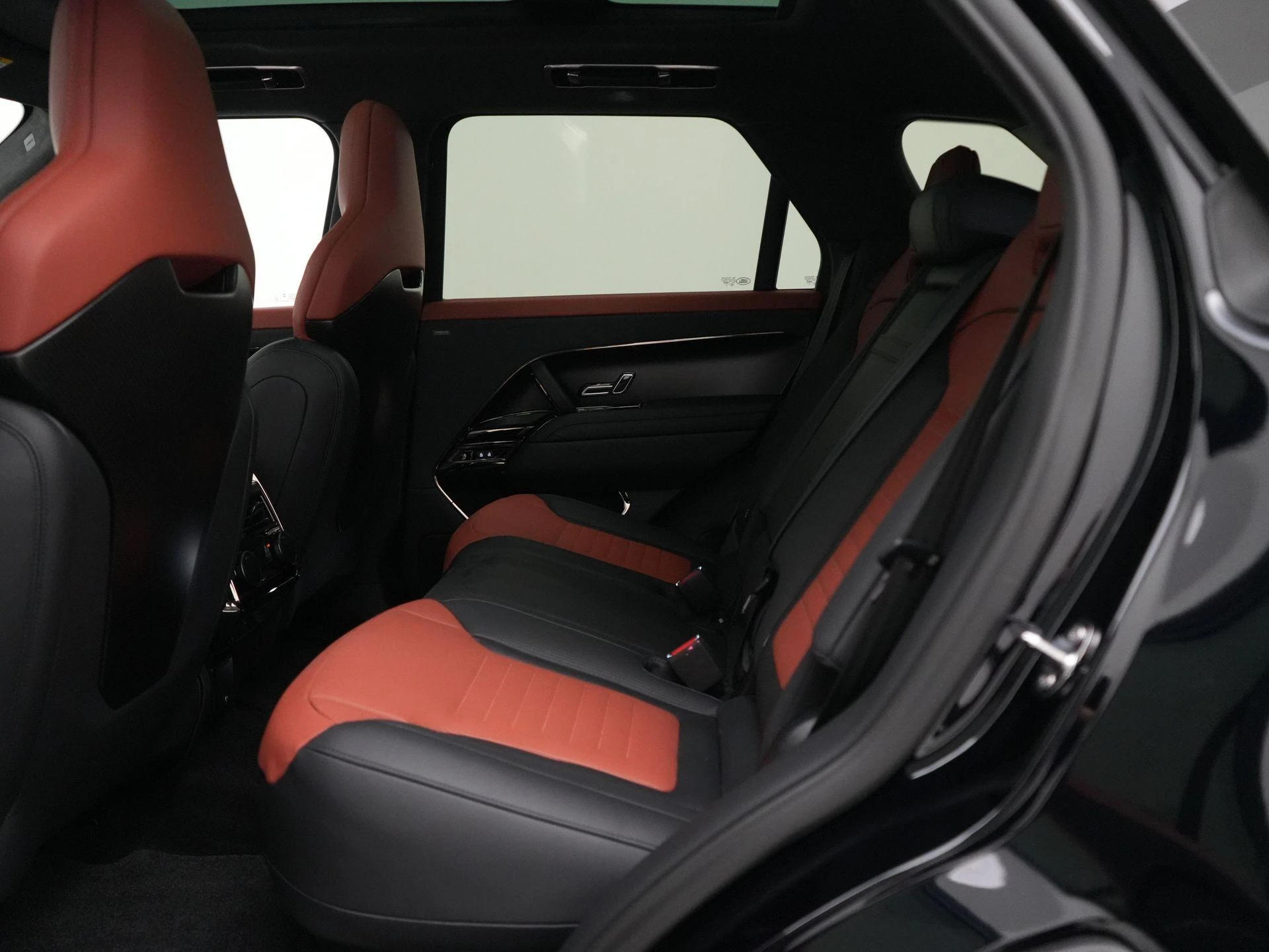 Land Rover Range Rover Sport 4.4 P635 SV Edition Two