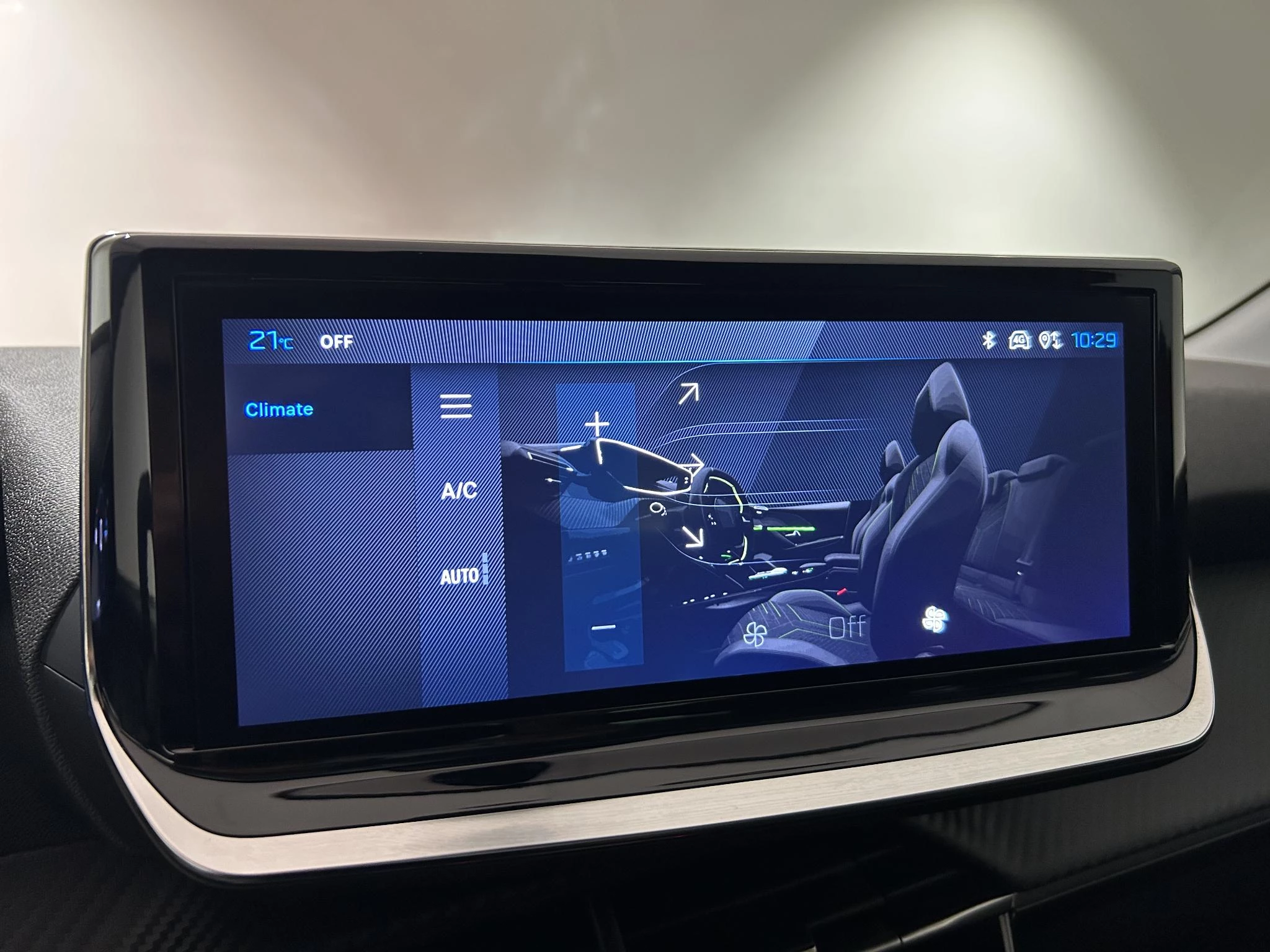 Peugeot 208 1.2 Hybrid 110 e-DCS6 Allure