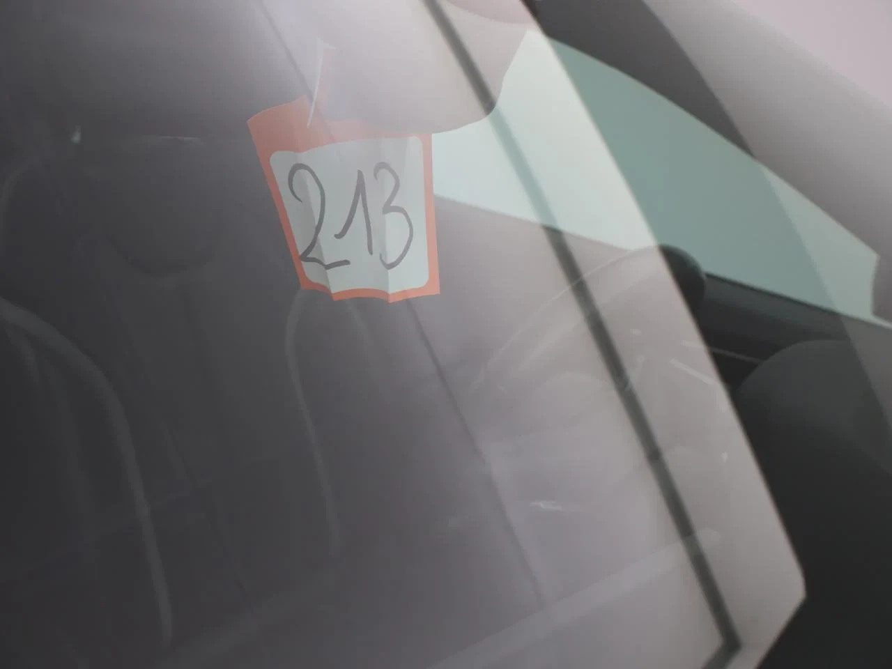Audi Q2 Audi Q2 1.4TFSI 150PK *AUTOMAAT*LEDER*PANODAK*PDC*NAVI*ACC*ZETELVERWARMING*...*