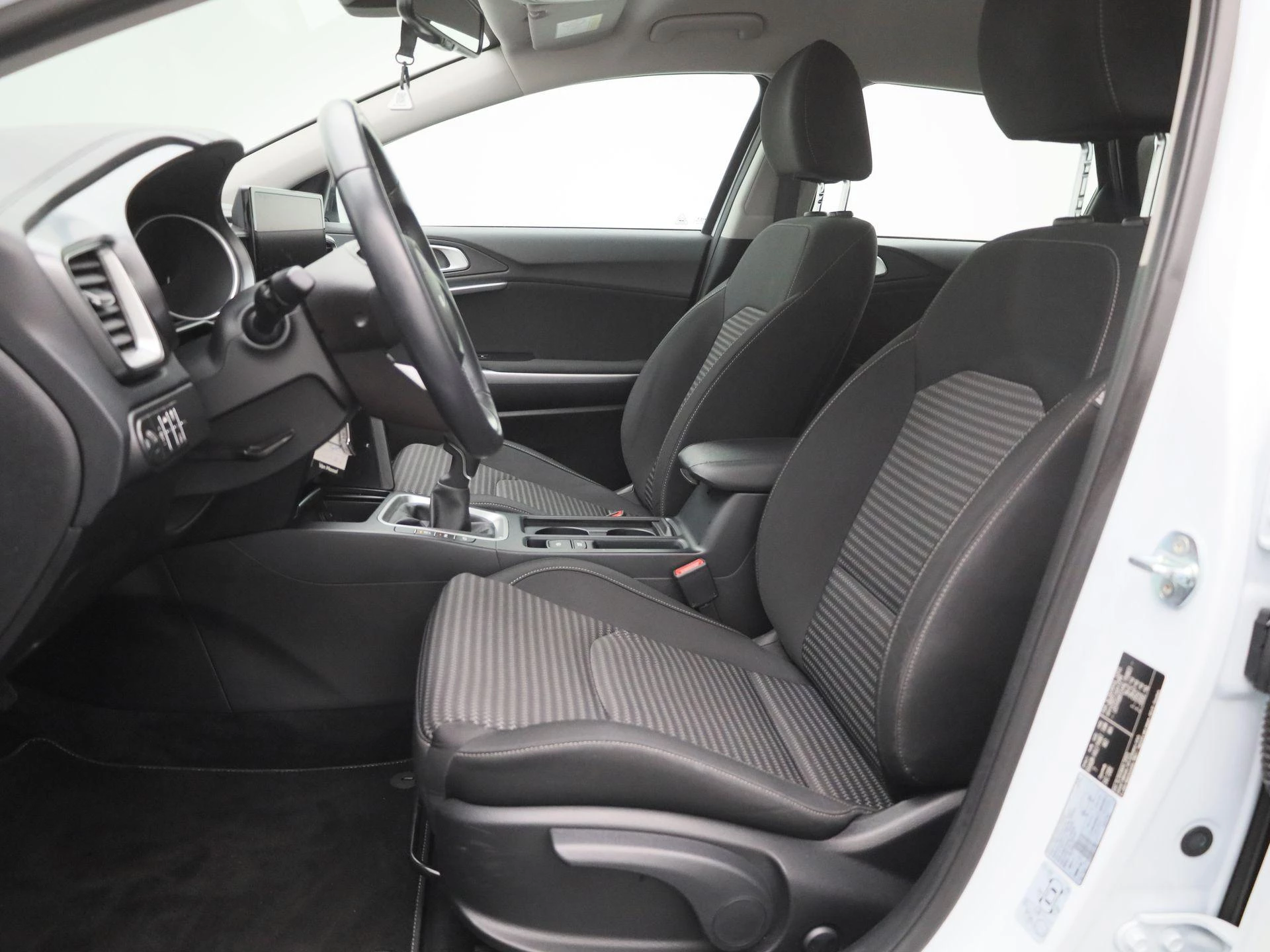 Kia-Ceed Sportswagon-image-8