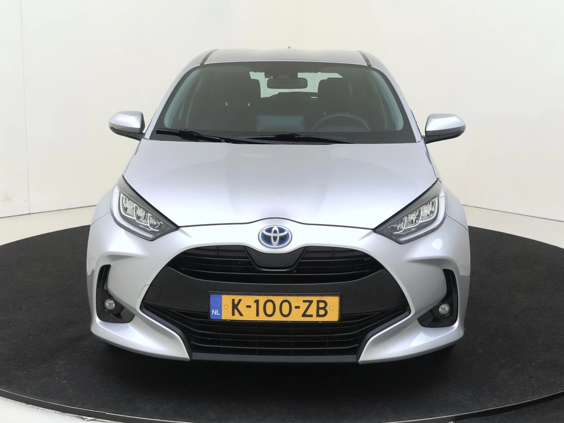 Toyota-Yaris-image-5