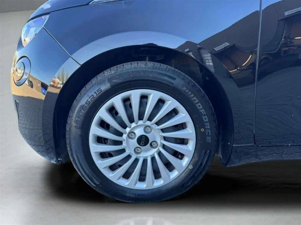 Fiat-500e-image-7