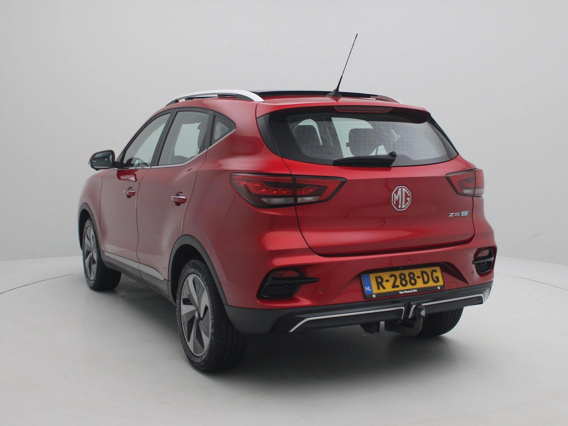 MG ZS EV Long Range Luxury 70 kWh