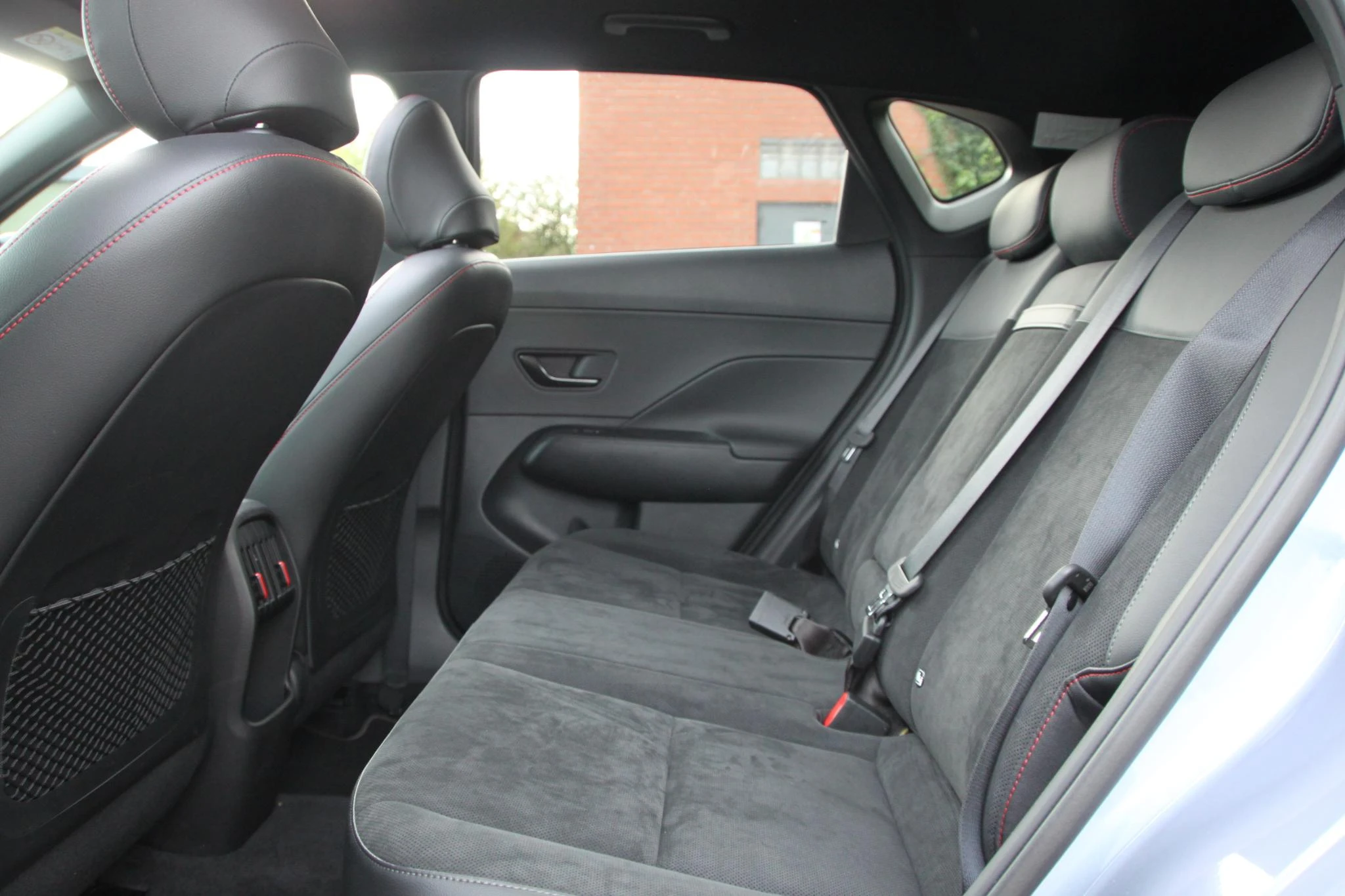 Hyundai-Kona-image-37