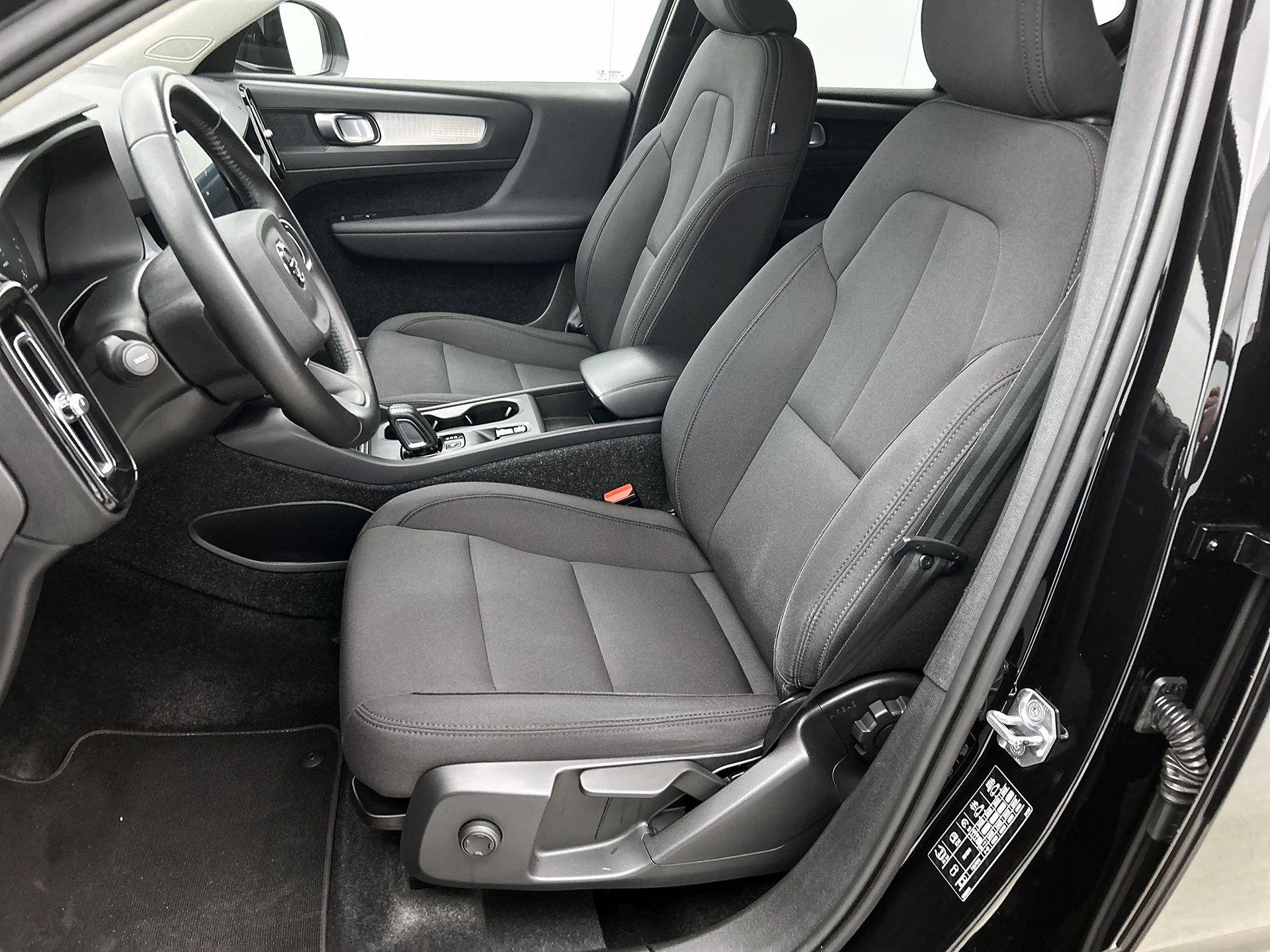 Volvo XC40 1.5 T5 Recharge R-Design