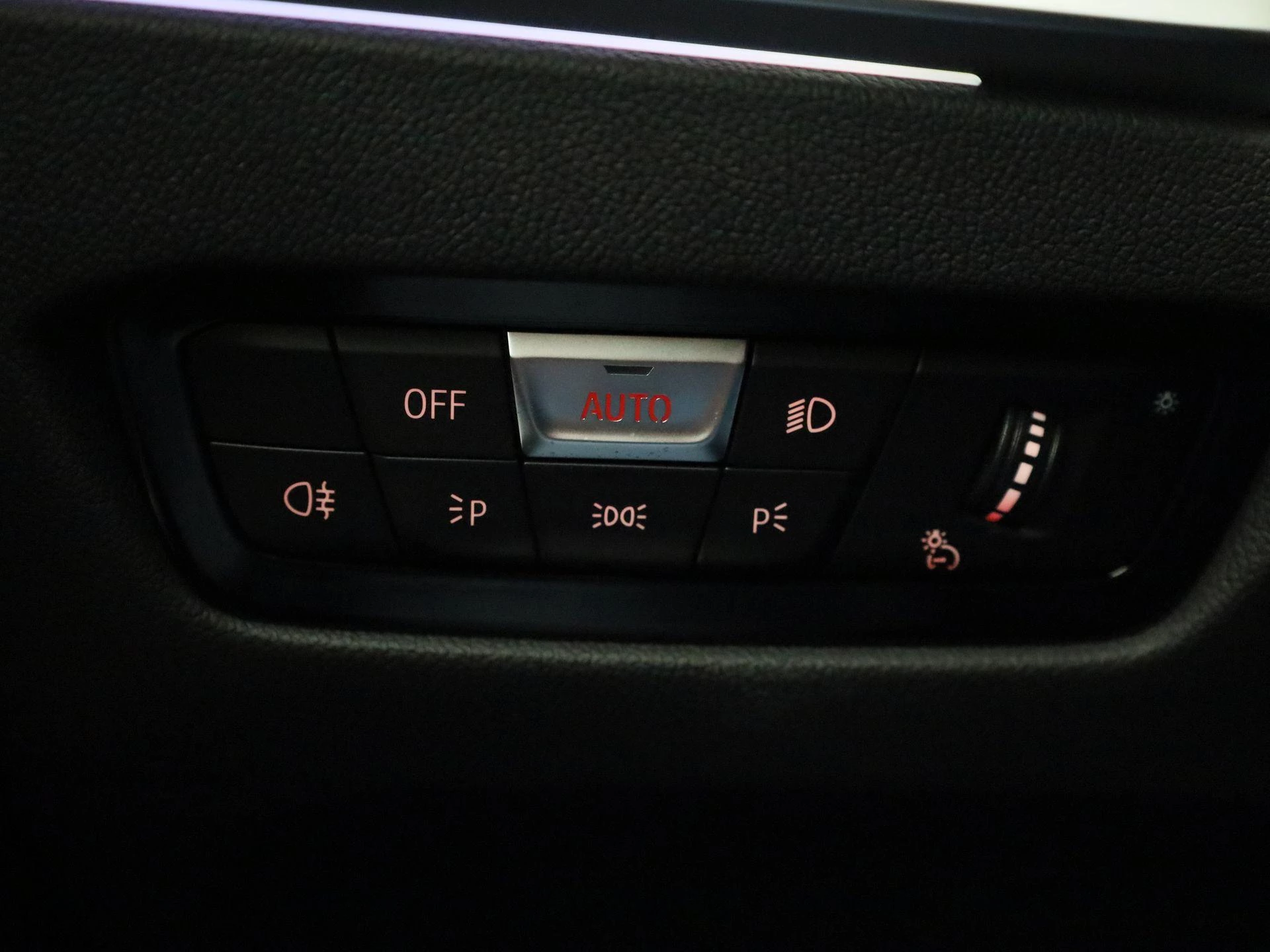BMW-3 Serie-image-25