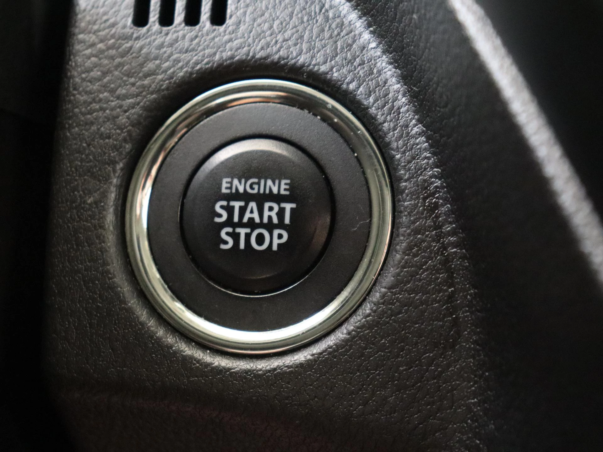 Suzuki-S-Cross-image-18