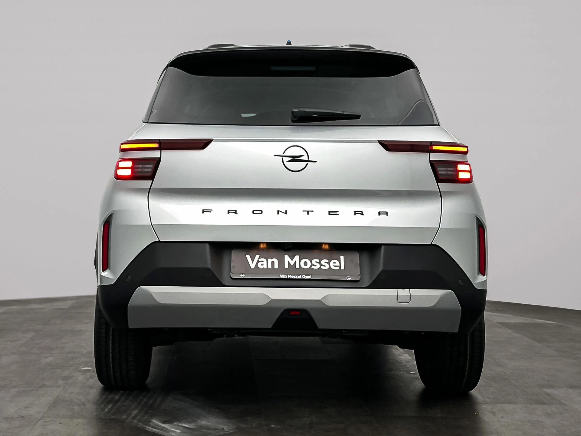 Opel-Frontera-image-6