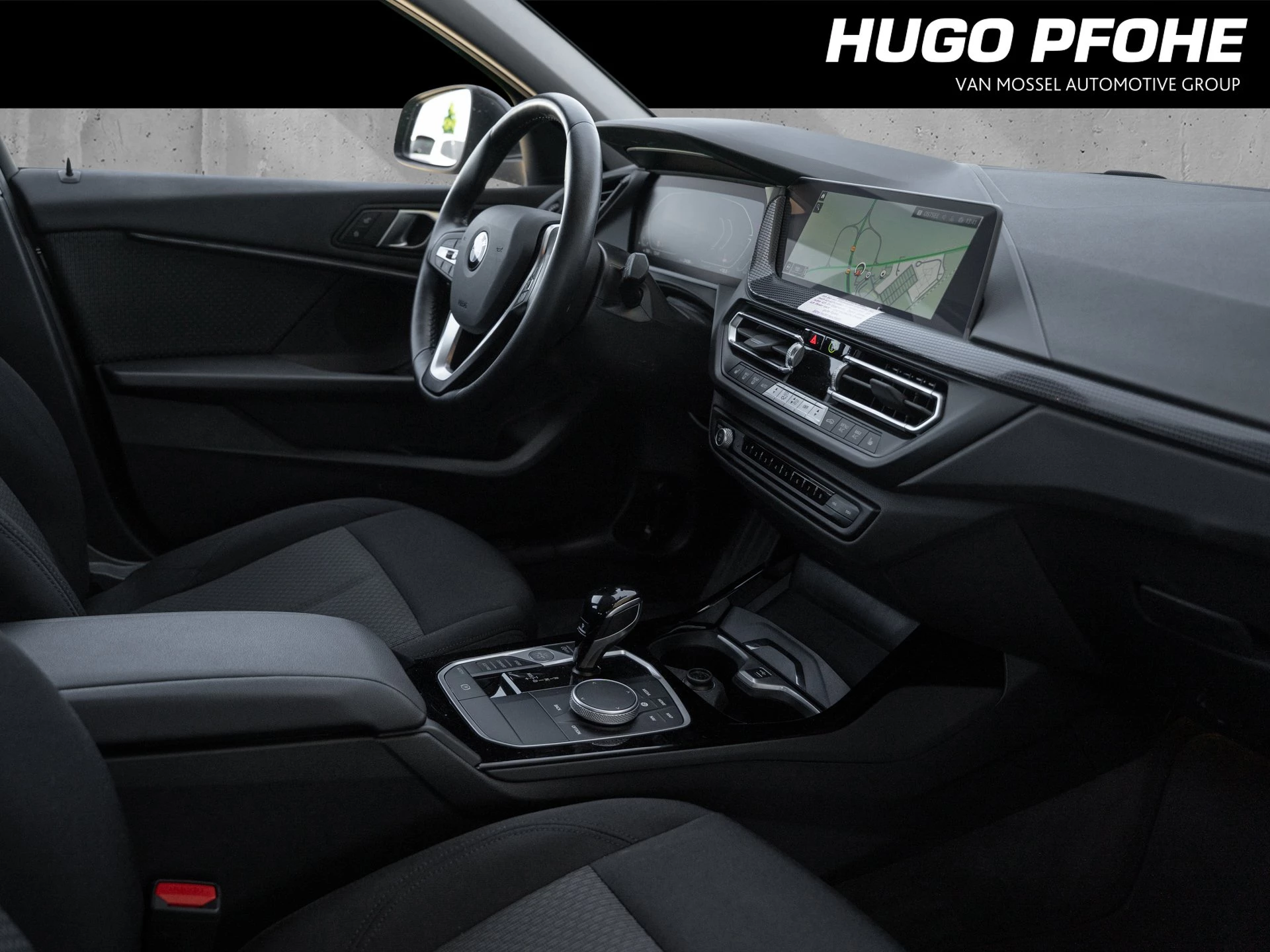 BMW 1er Reihe 118i Aut. Advantage. 17 Zoll. Driving Assist. Adaptiver LED Scheinwerfer