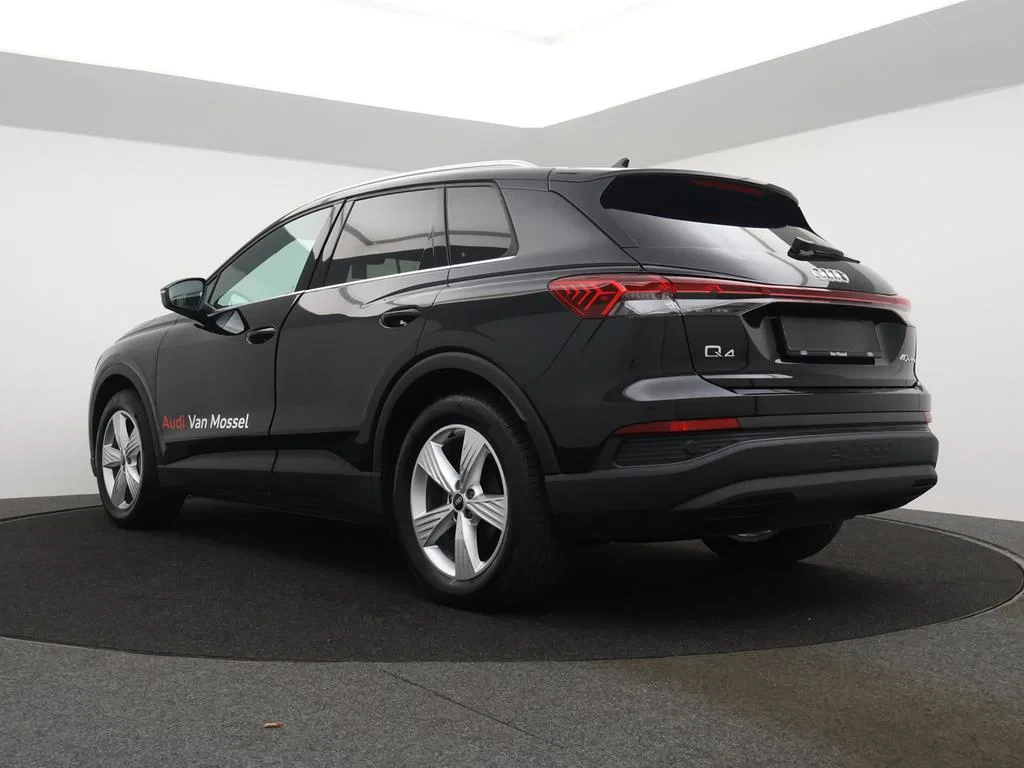 Audi-Q4 e-tron-image-13