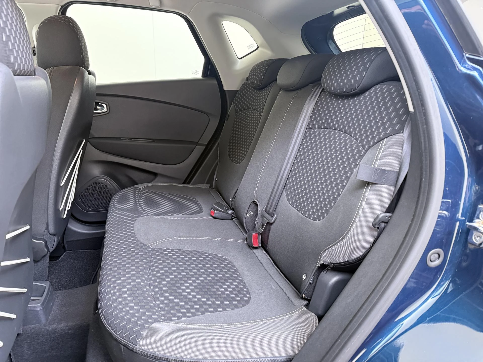 Renault-Captur-image-15