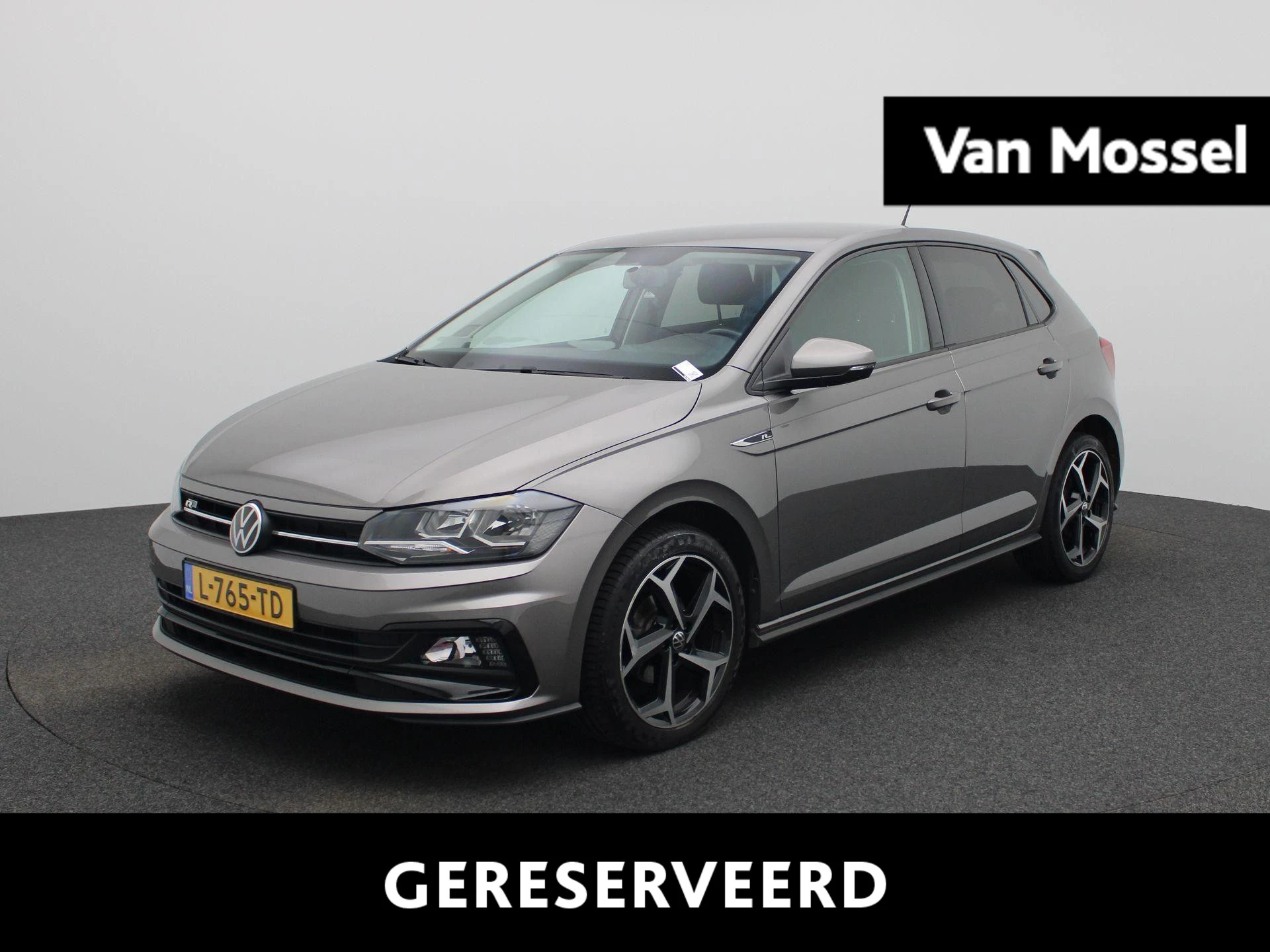Volkswagen-Polo-image-0
