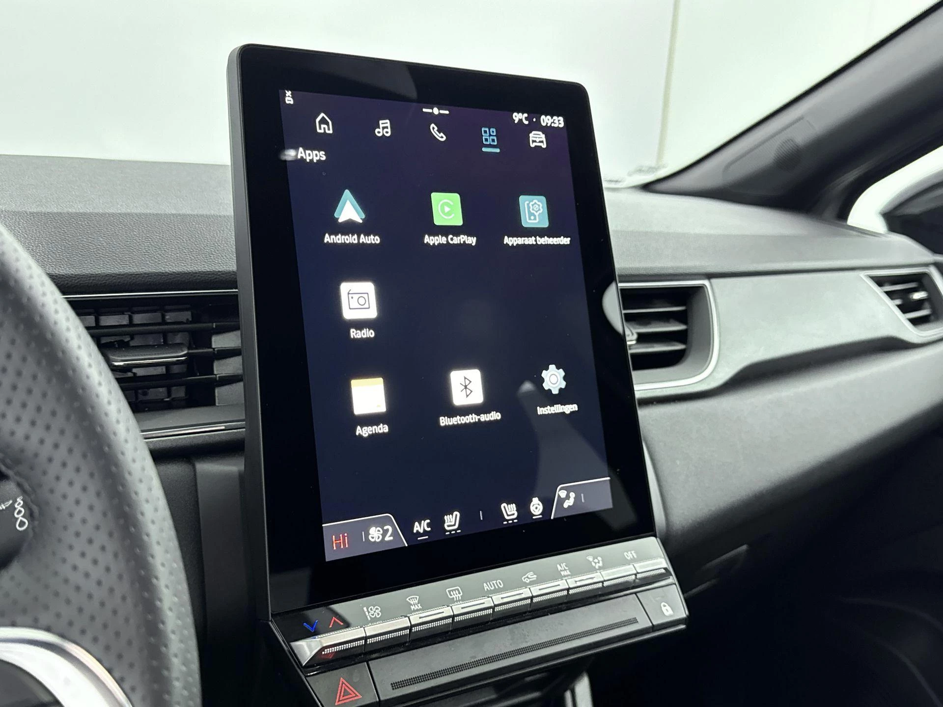 Renault-Captur-image-9