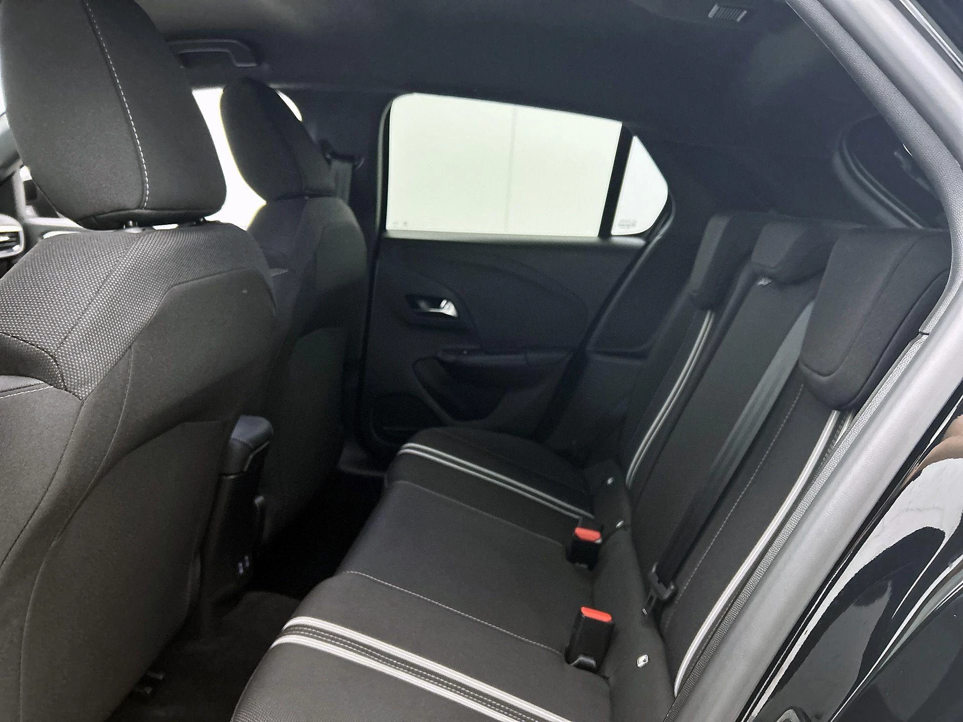 Opel-Corsa-image-9