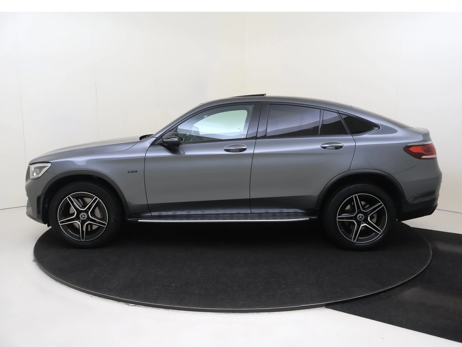 Mercedes-Benz-GLC-image-7