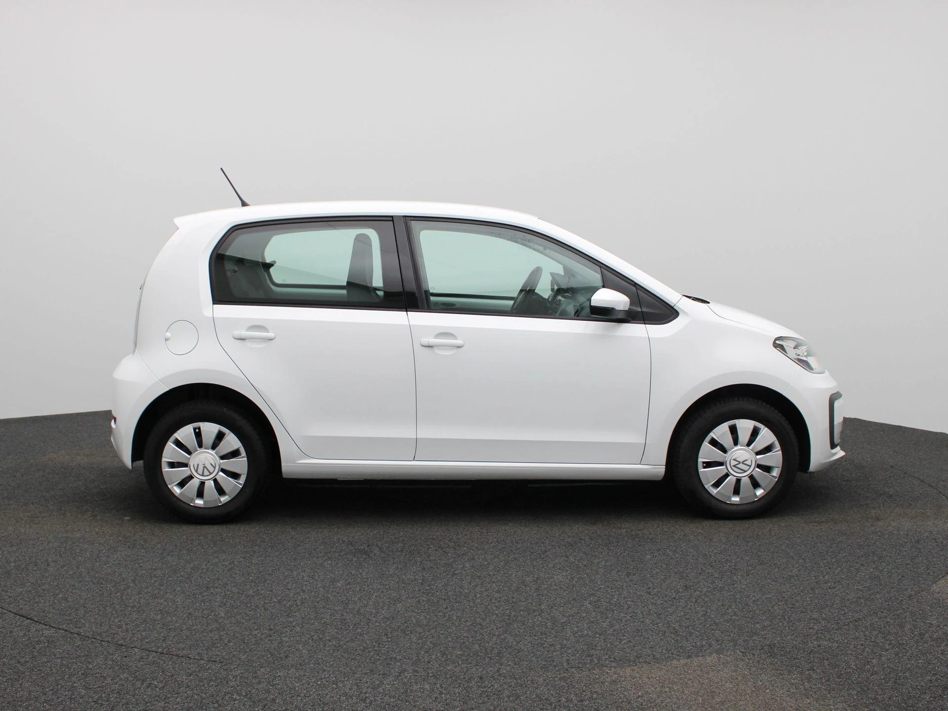 Volkswagen-up!-image-5