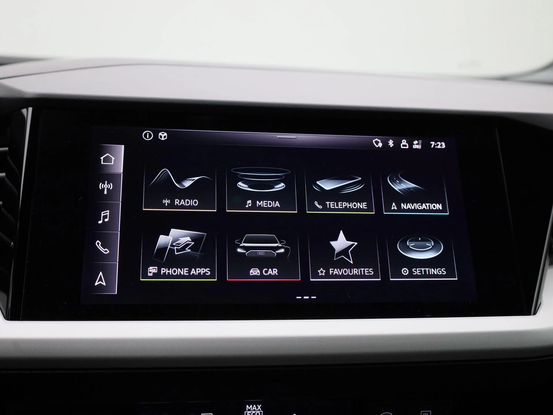 Audi-Q4 e-tron-image-25