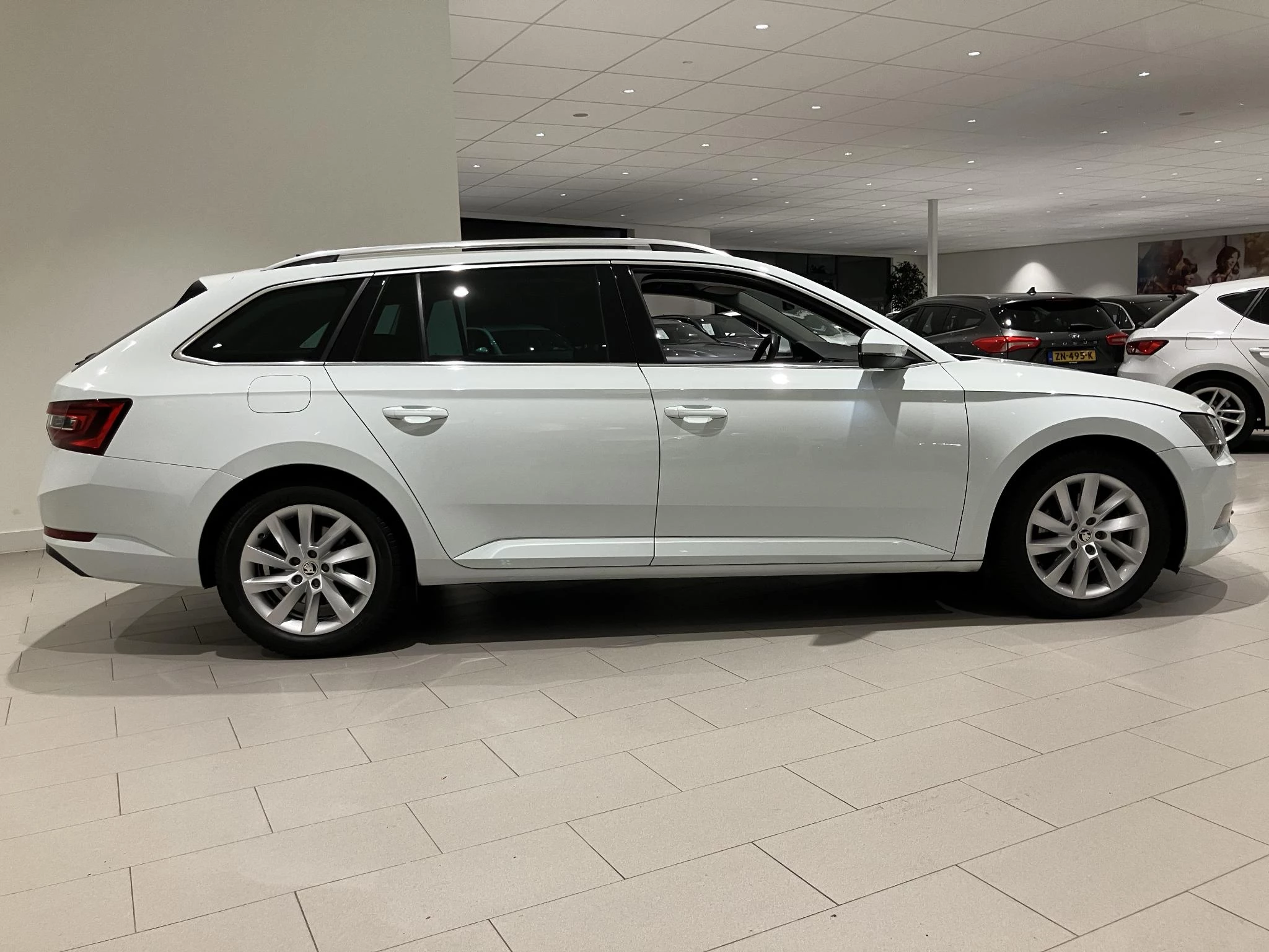 Škoda-Superb-image-8