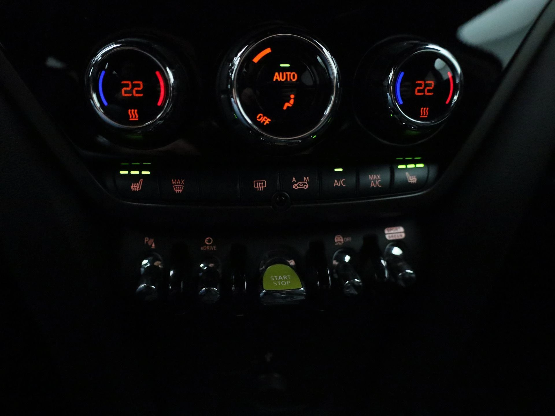 MINI-Countryman-image-22