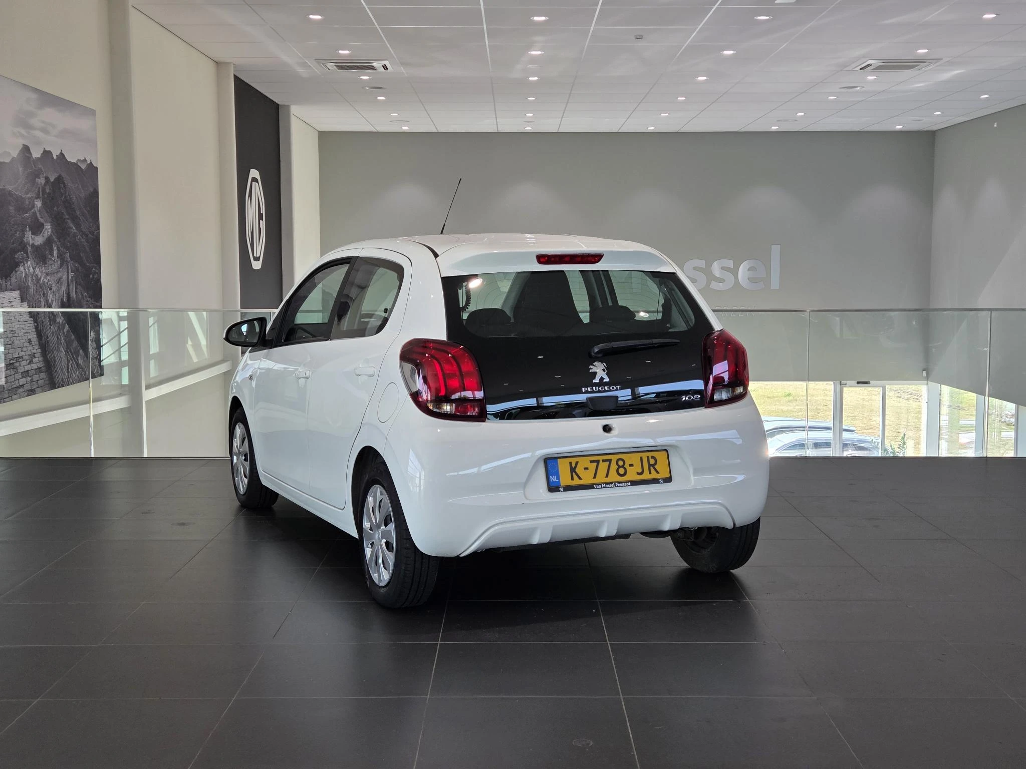 Peugeot-108-image-7