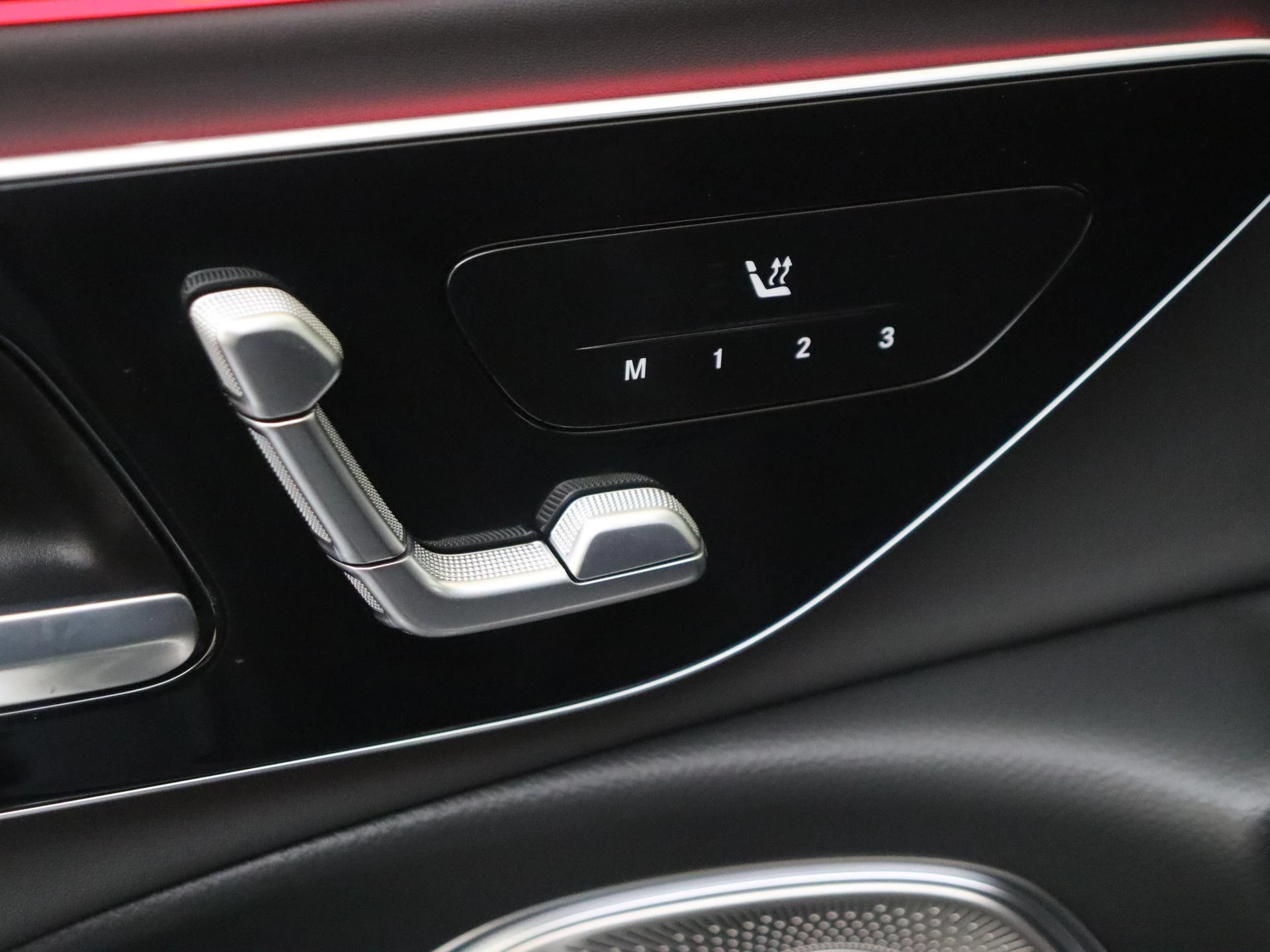 Mercedes-Benz-E-Klasse-image-34