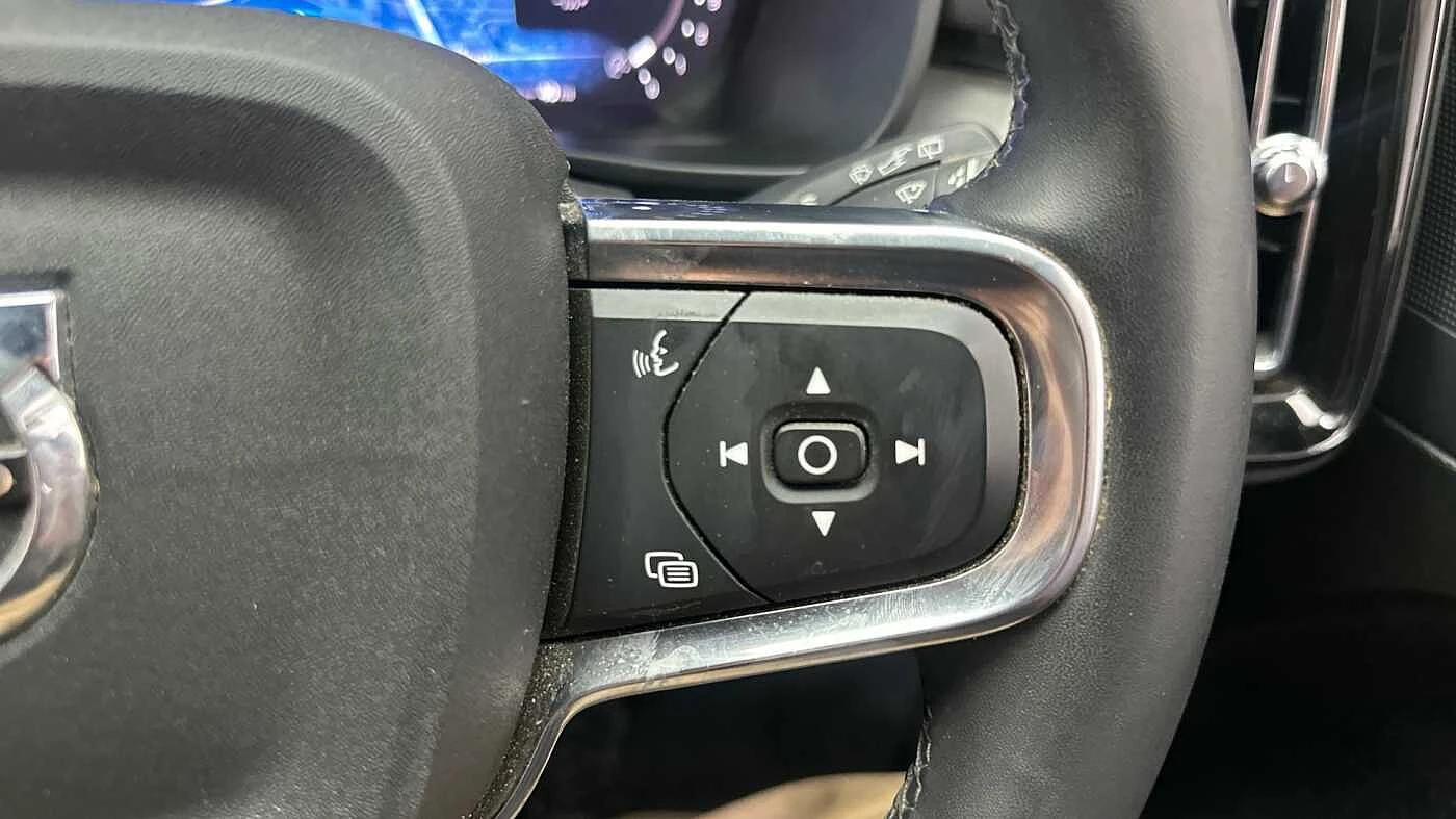 Volvo-XC40-image-20