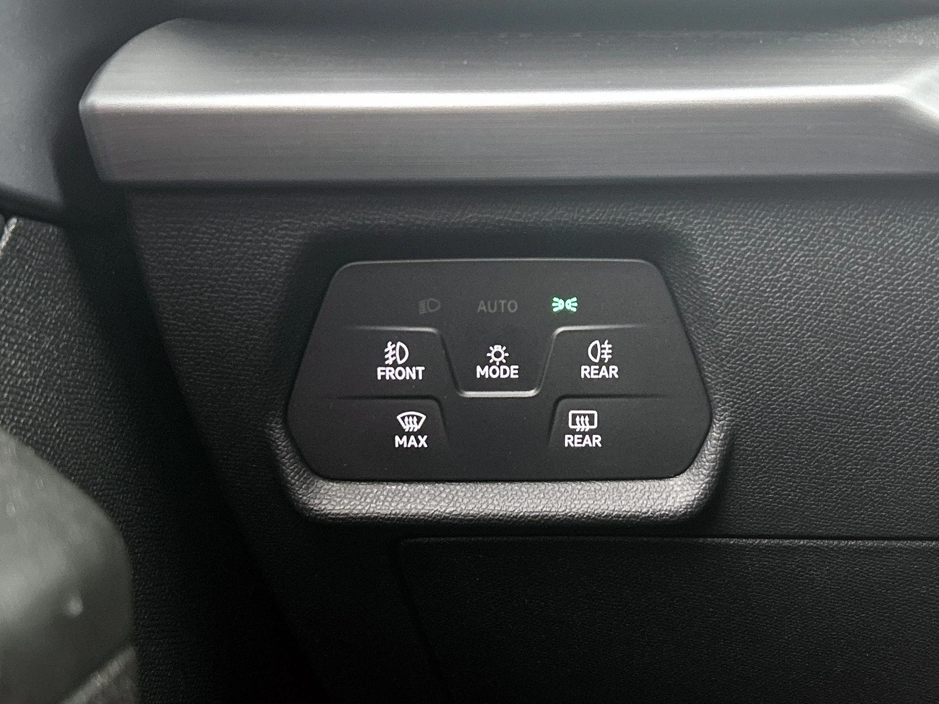 SEAT-Leon-image-19