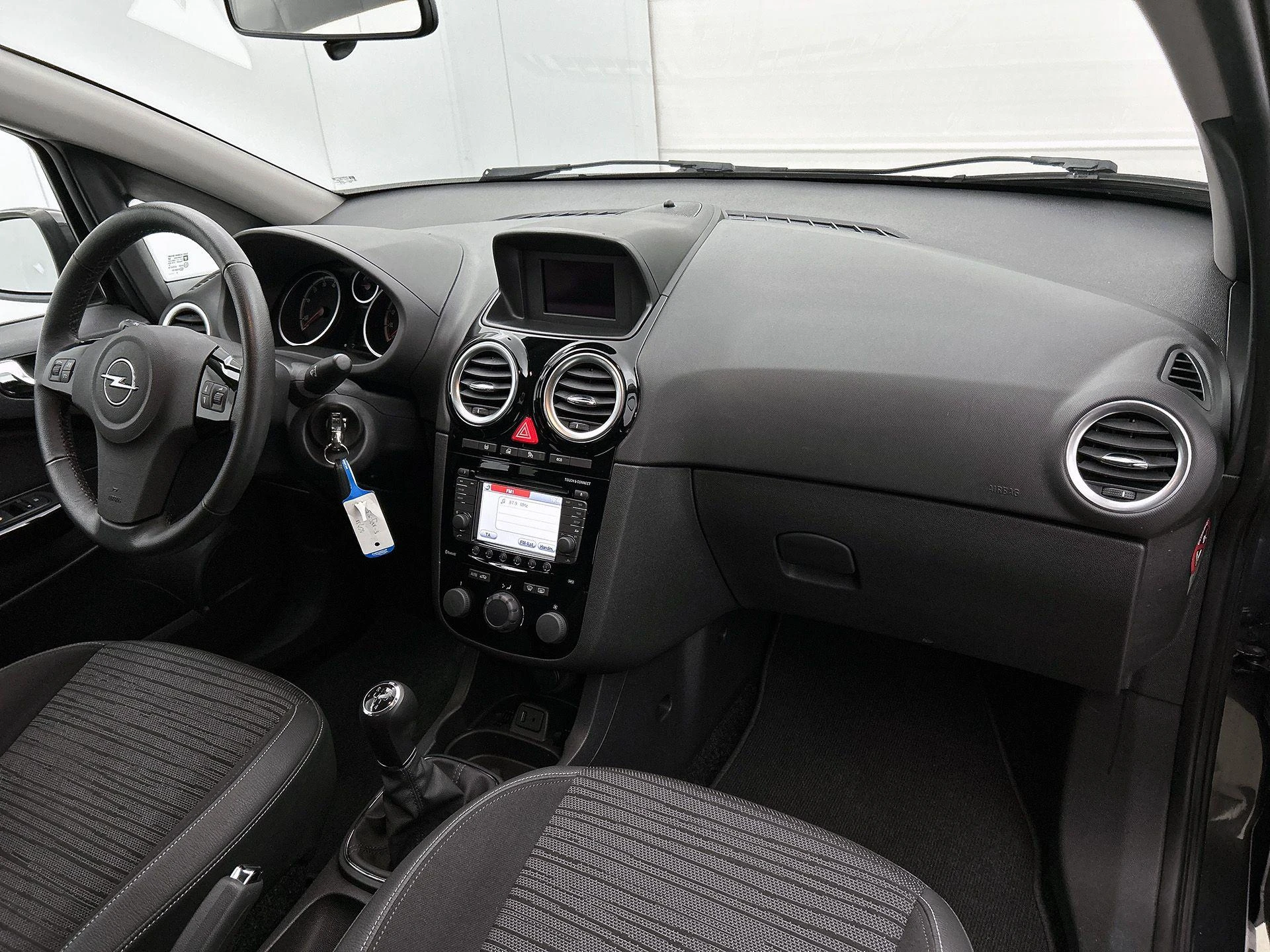 Opel-Corsa-image-16