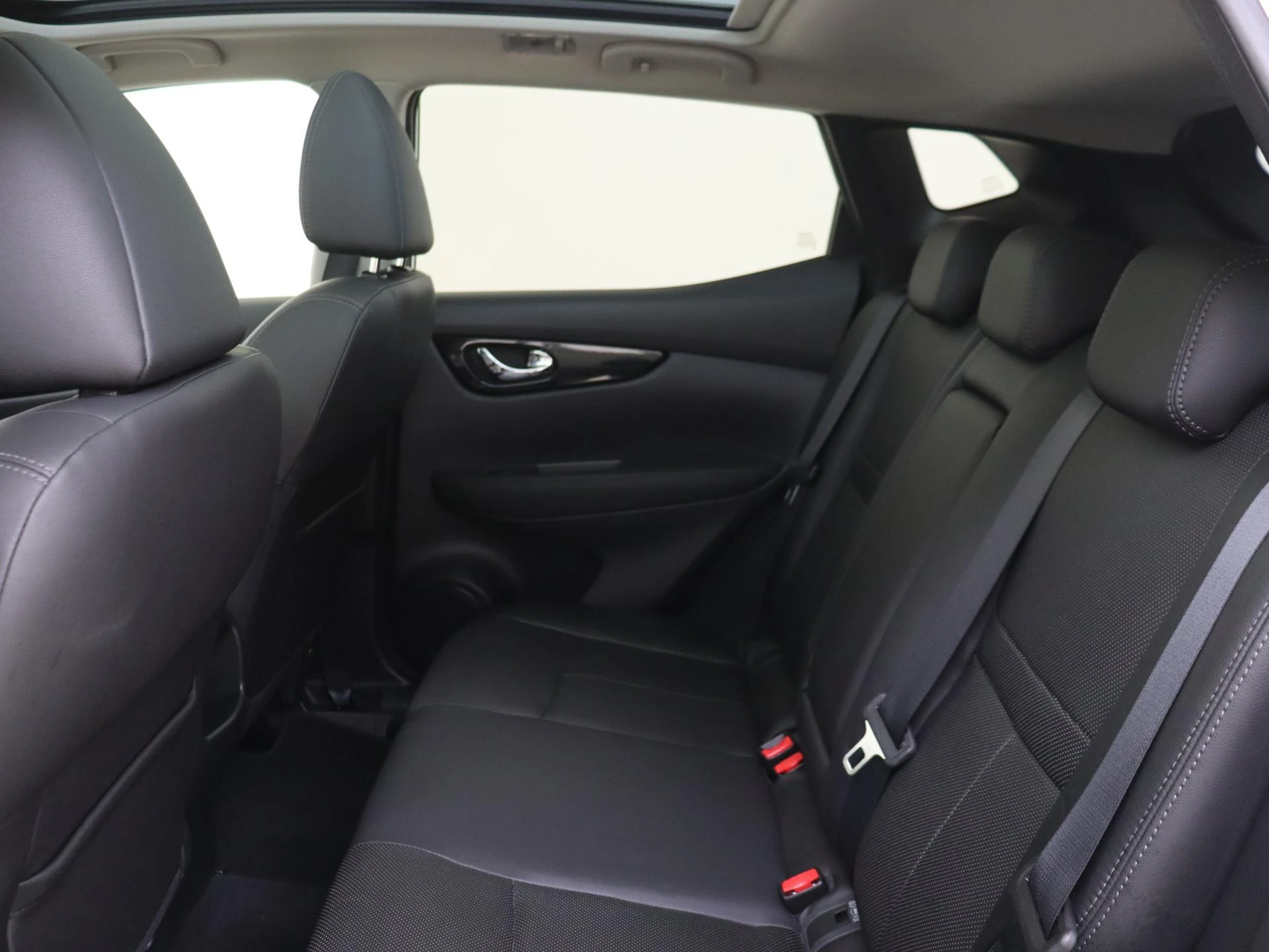 Nissan-QASHQAI-image-15