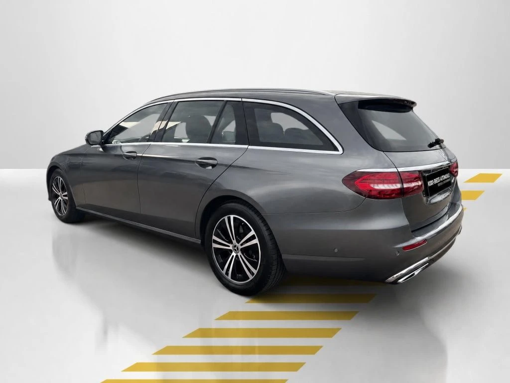 Mercedes-Benz-E-Klasse 220 d-image-12
