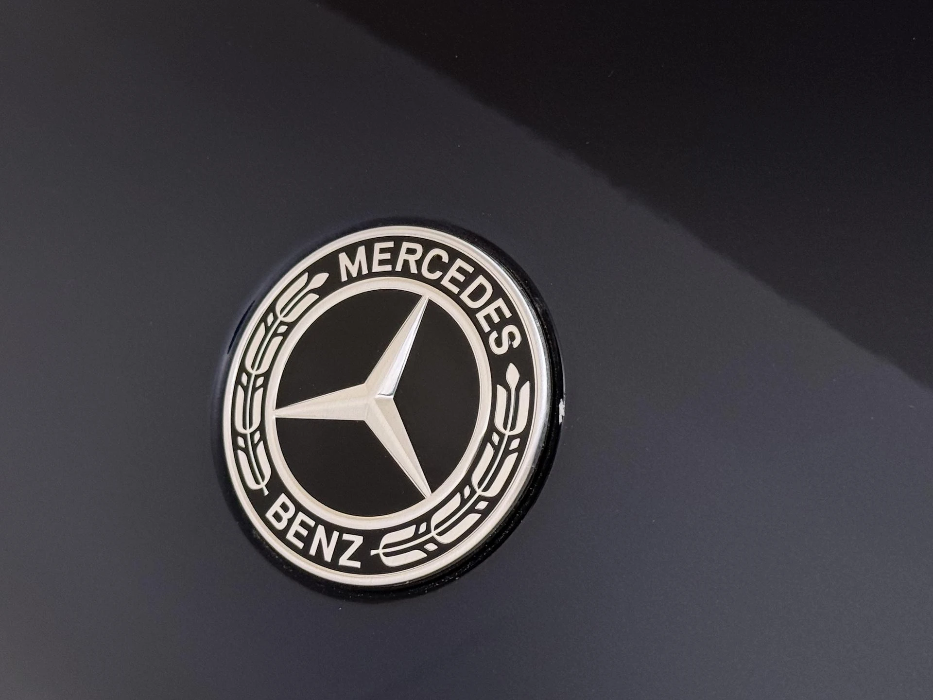 Mercedes-Benz-GLC-image-30