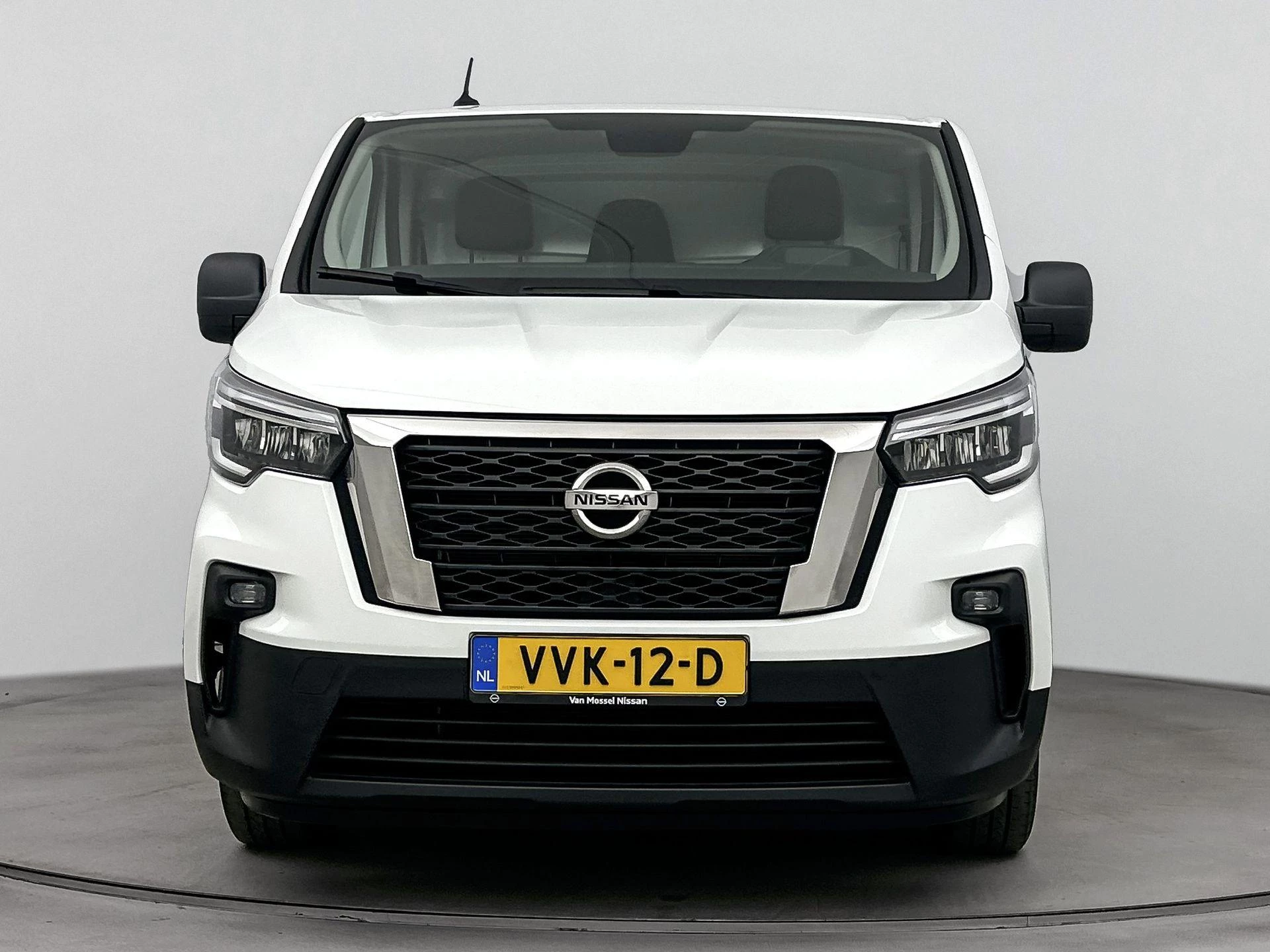 Nissan-Primastar-image-4