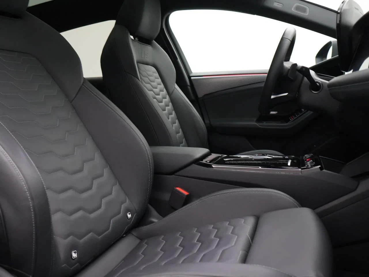Audi-A6 Sportback e-tron-image-9