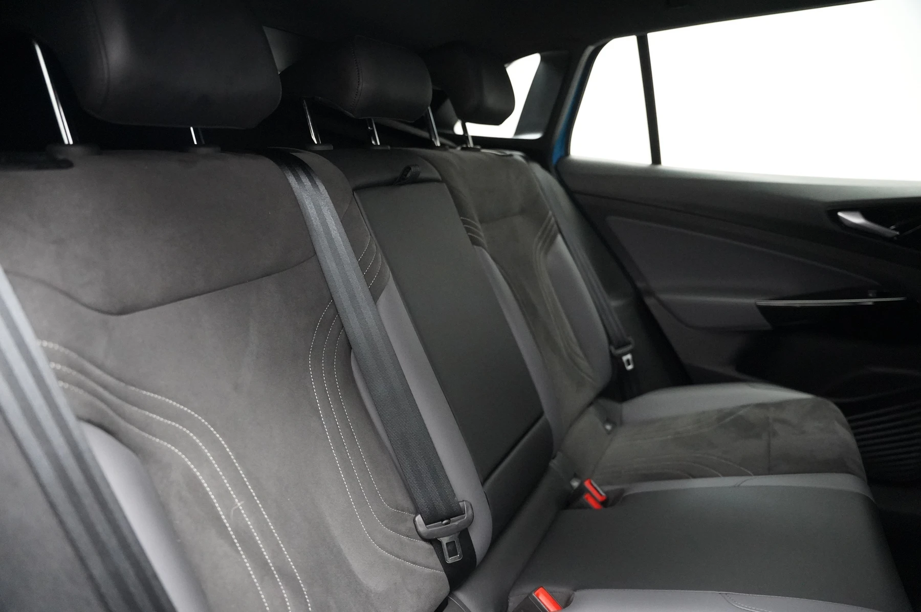 Volkswagen-ID.4-image-29