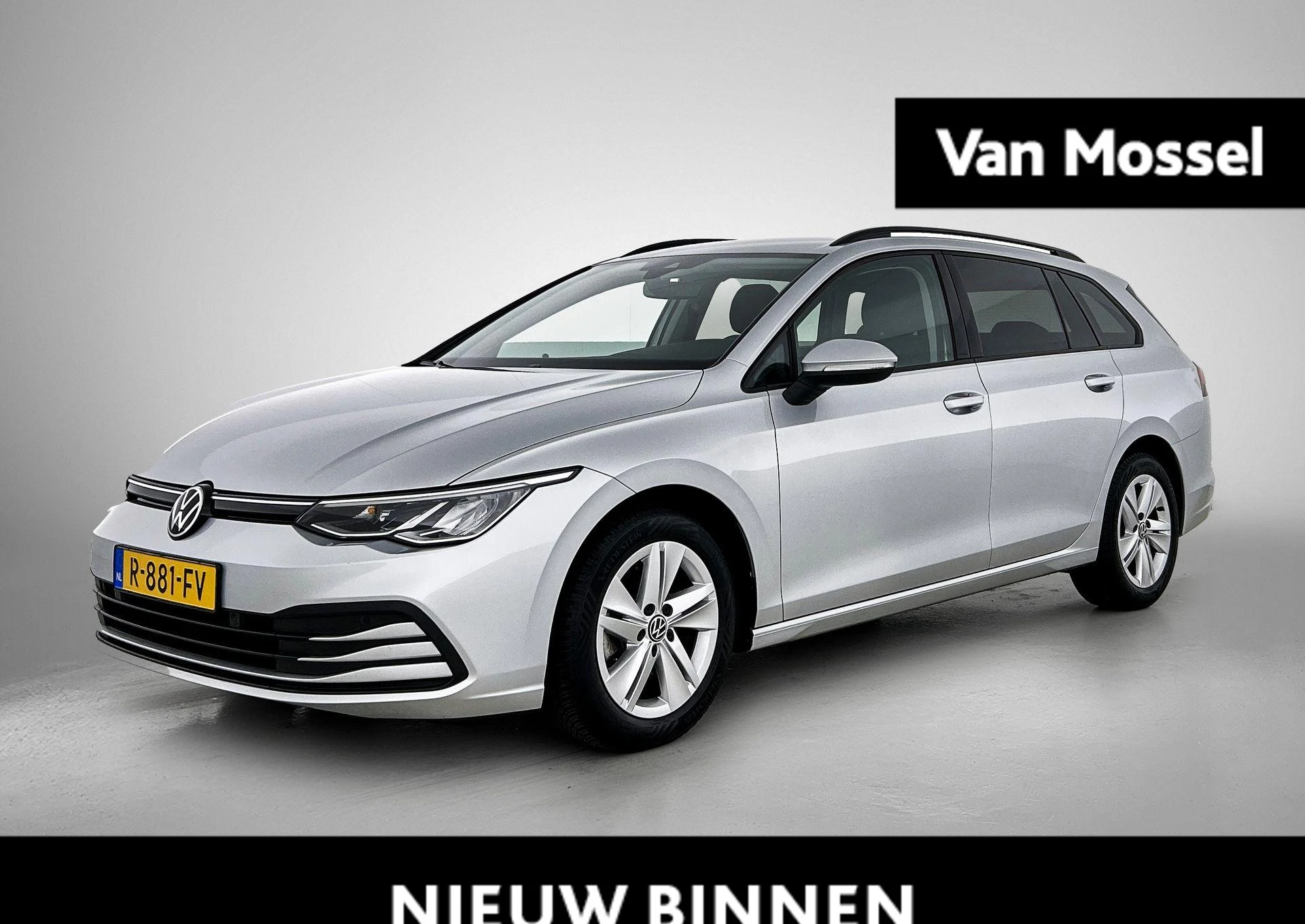Volkswagen-Golf-image-0